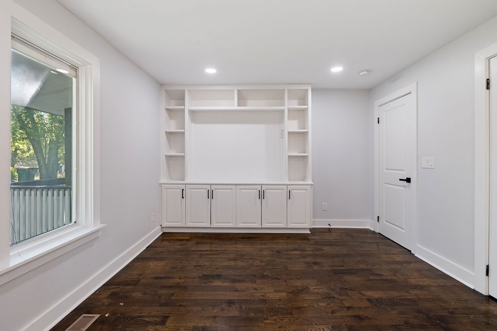 1124 Apple St Property Photo 16