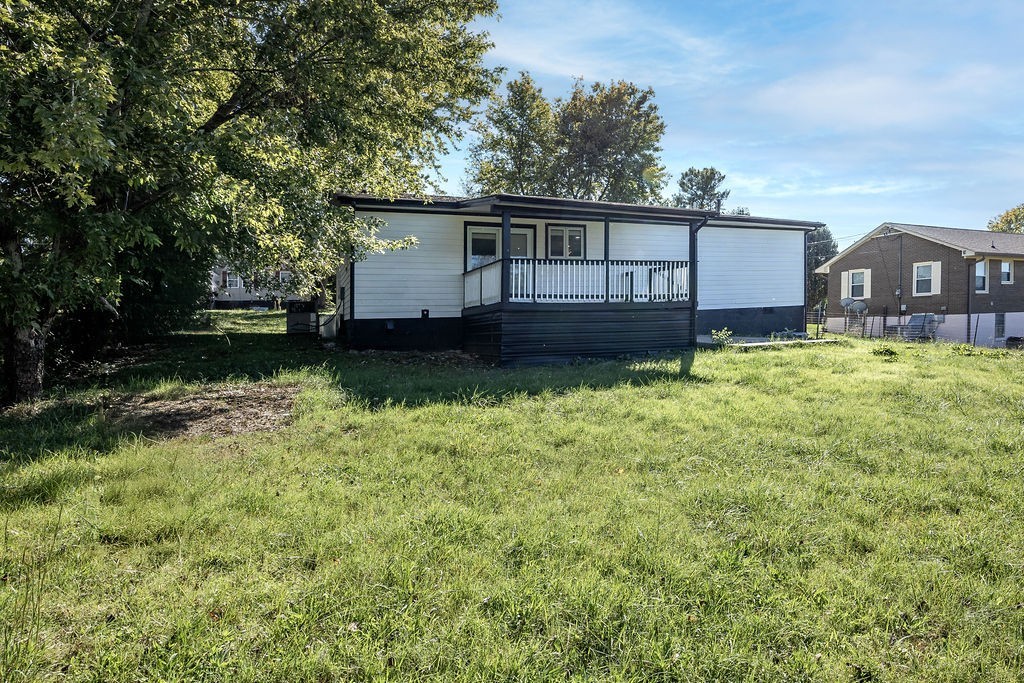 1124 Apple St Property Photo 23