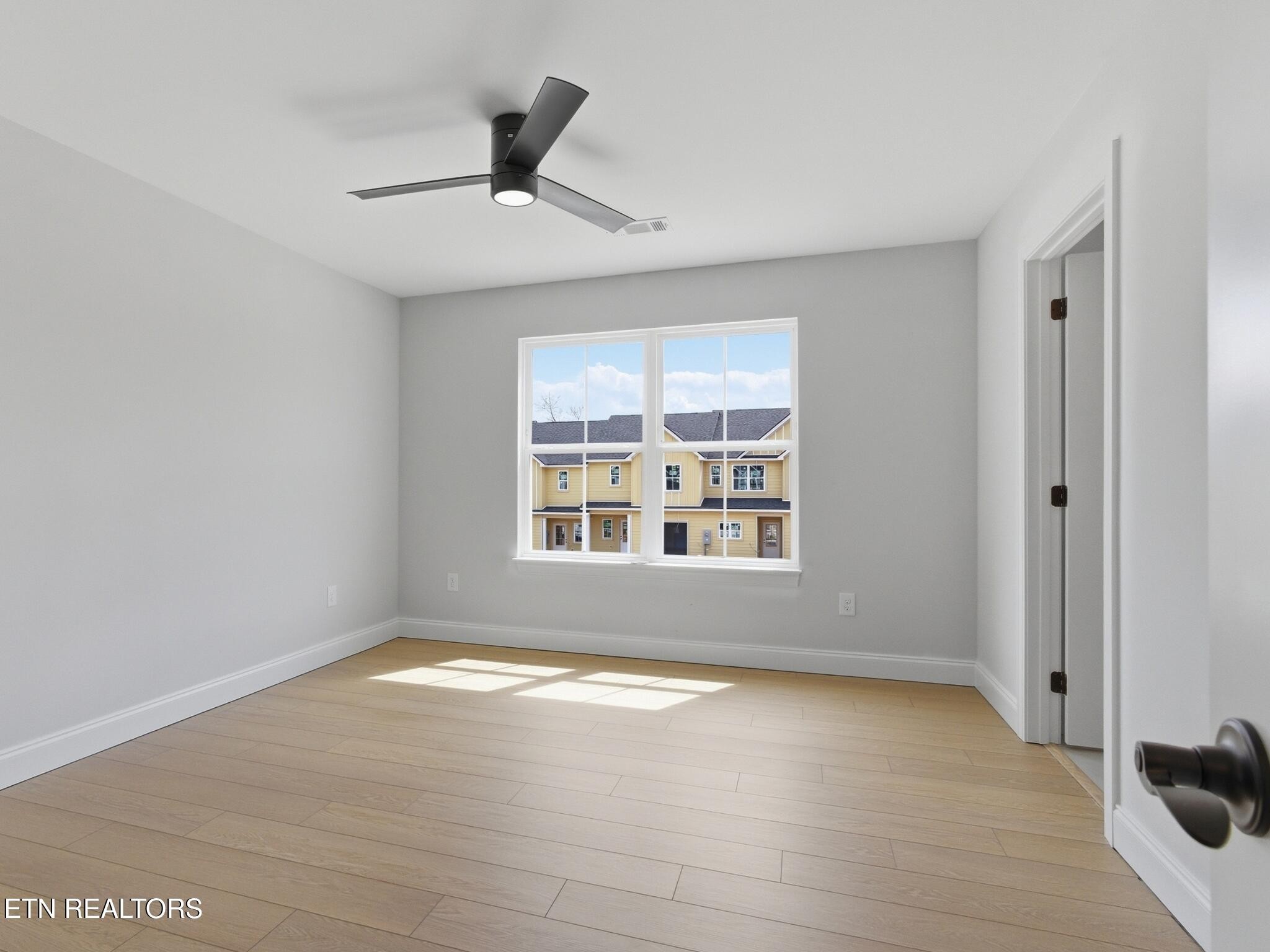7352 Sun Blossom Lane Property Photo 21