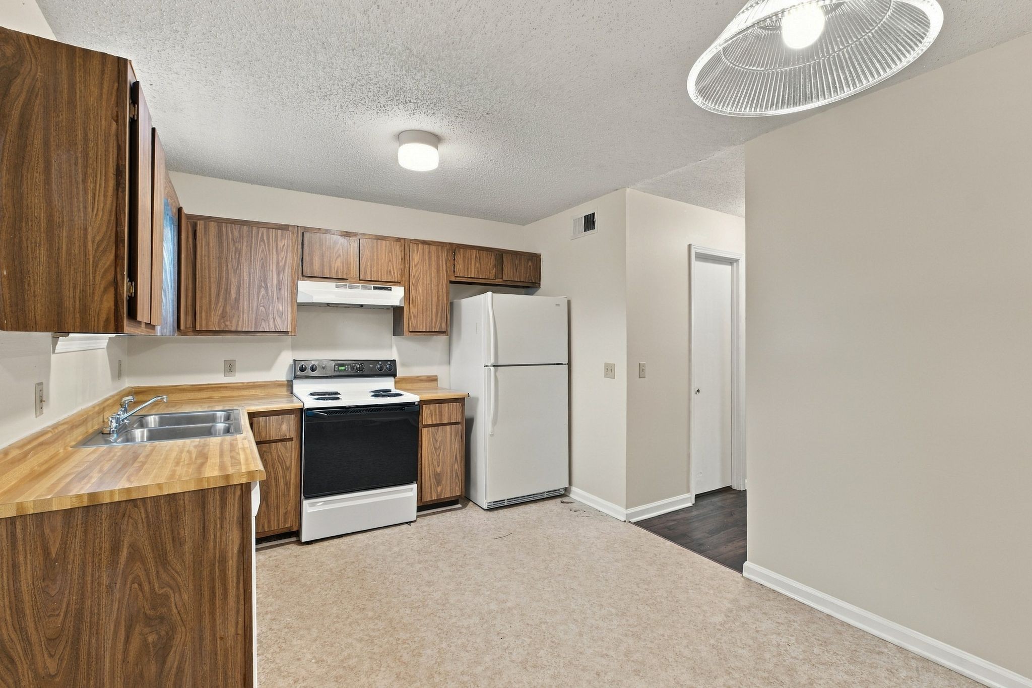 3147 Lakeland Dr Property Photo 9