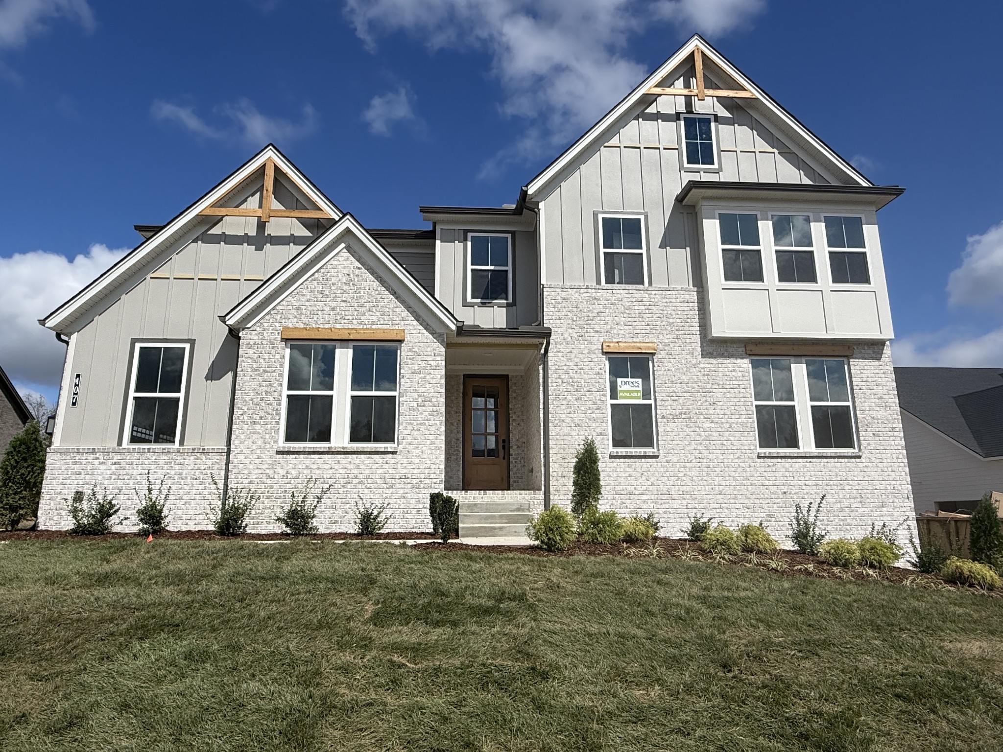 107 Cedarstone Drive Property Photo 1