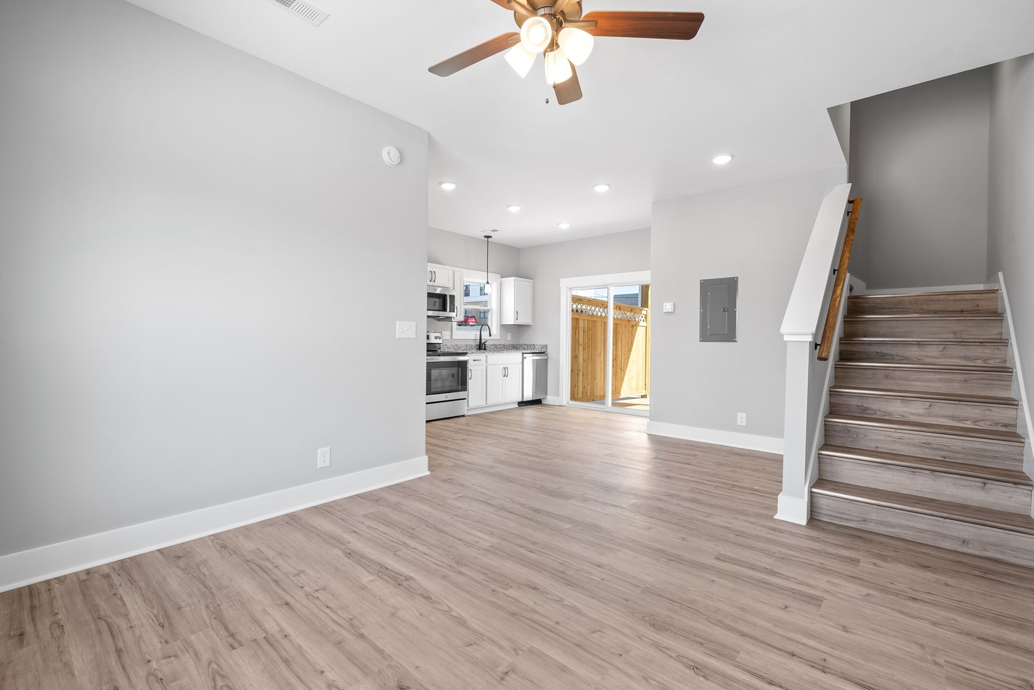 106 Cooper Pl Property Photo 15