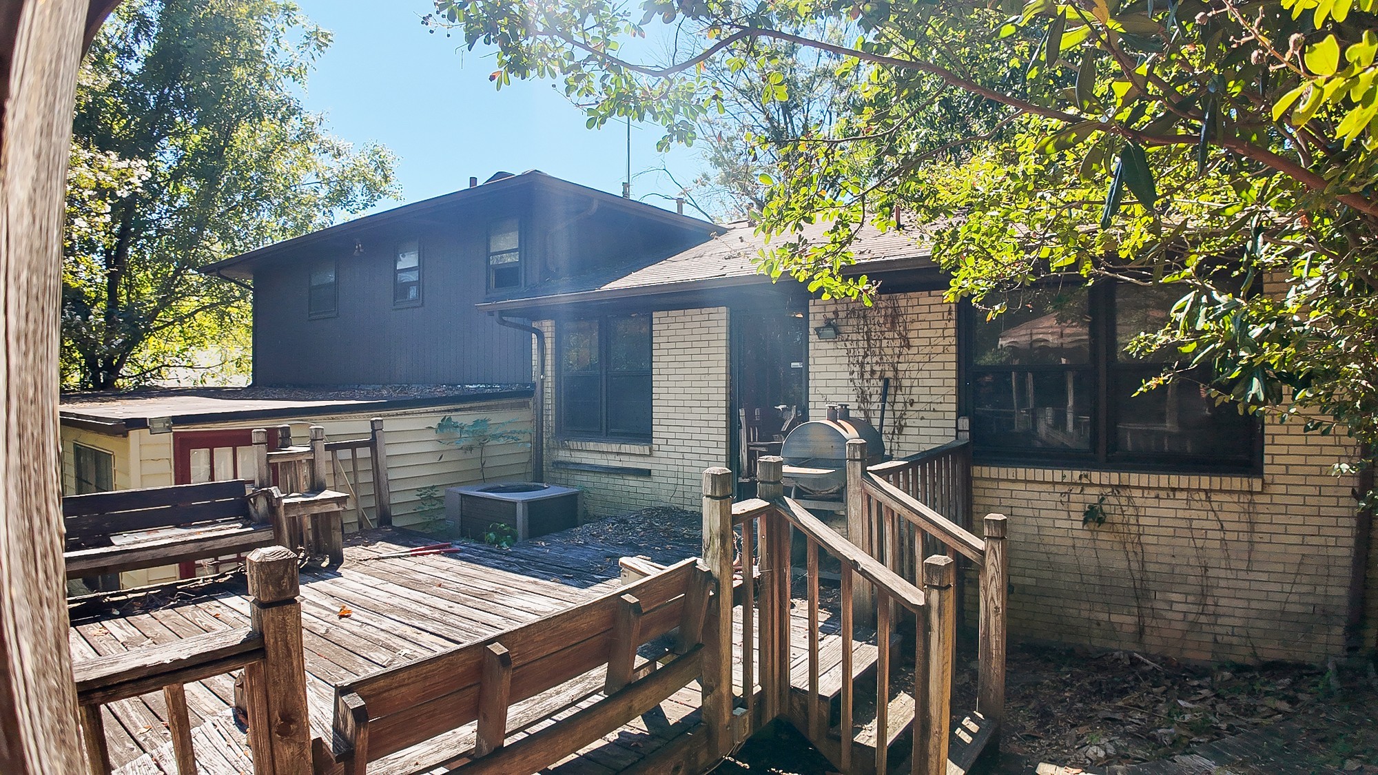 203 Carter St Property Photo 27