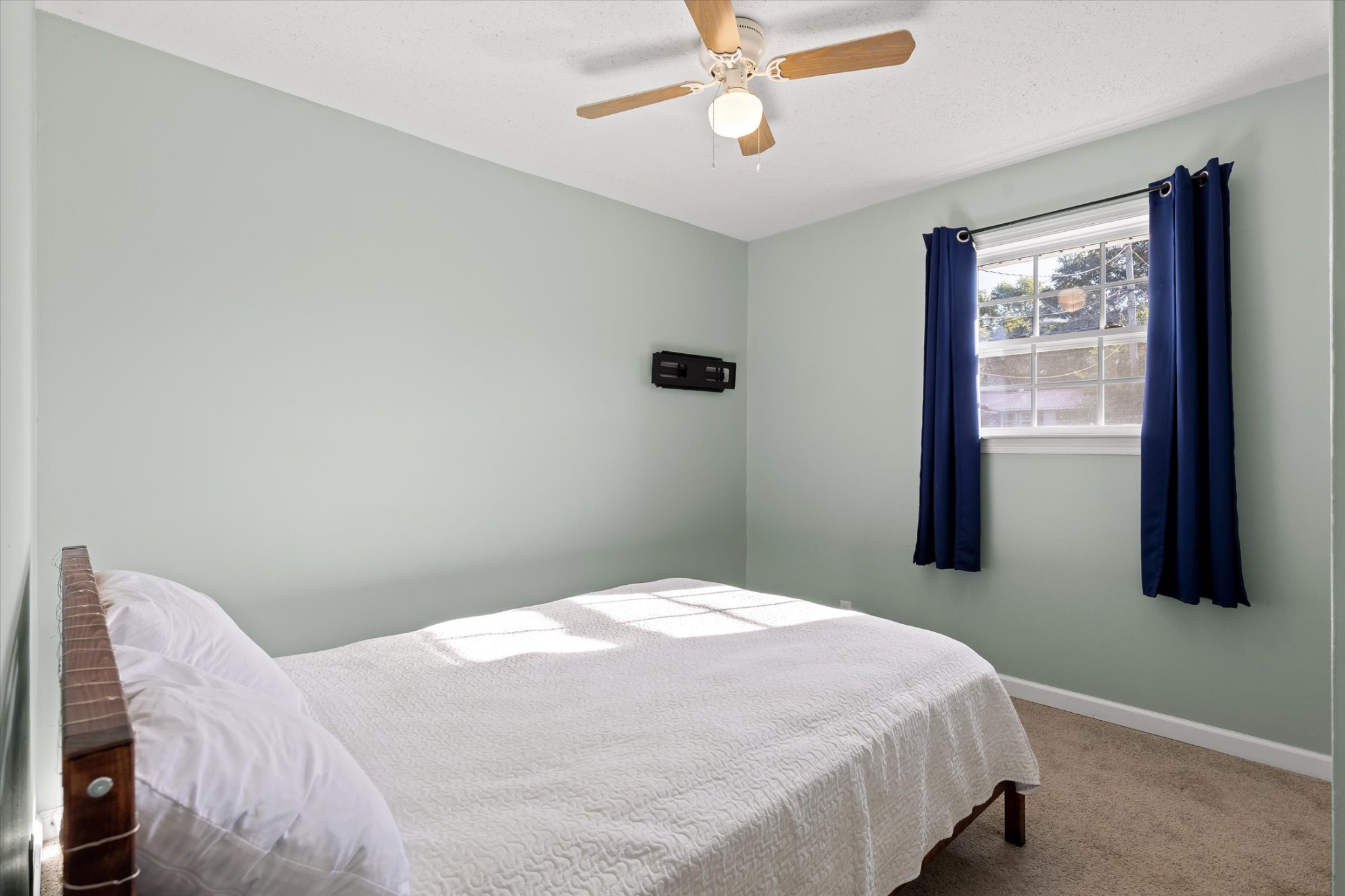 1321 Raydine Ln Property Photo 6