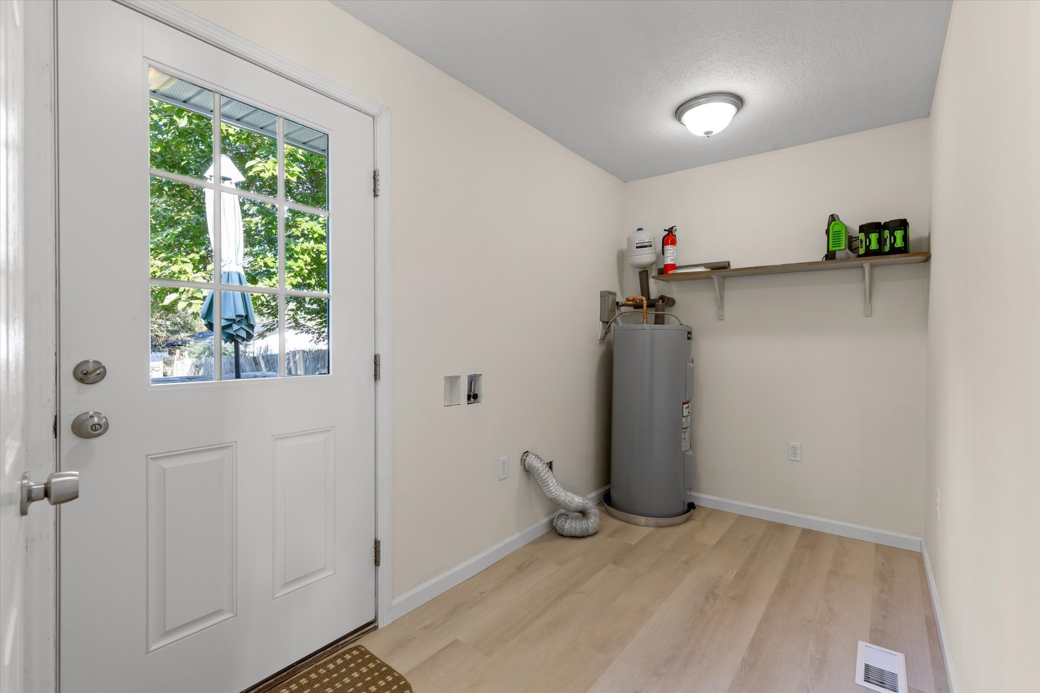 1321 Raydine Ln Property Photo 15