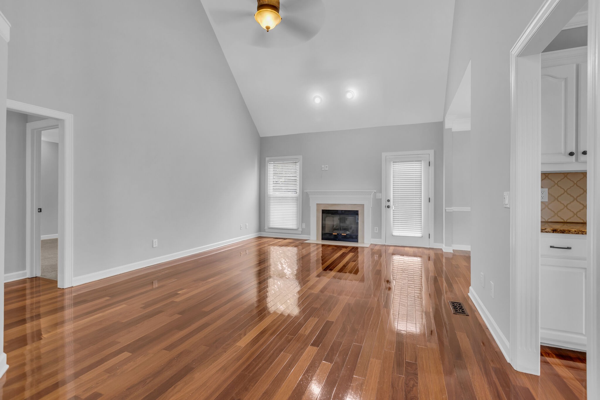 392 Forrest Park Cir Property Photo 9