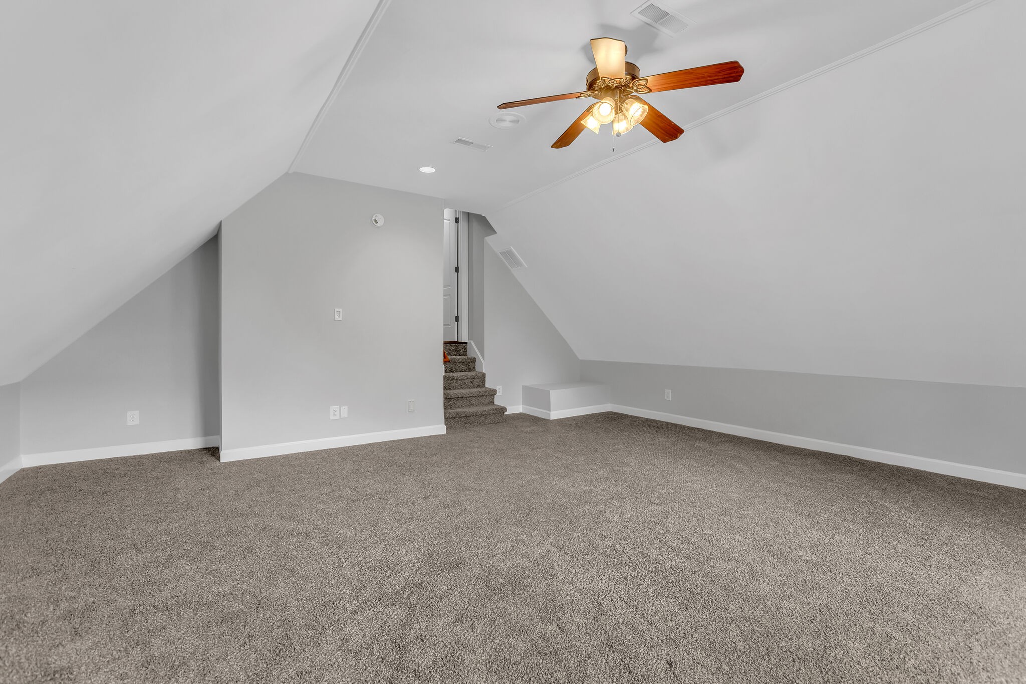392 Forrest Park Cir Property Photo 28