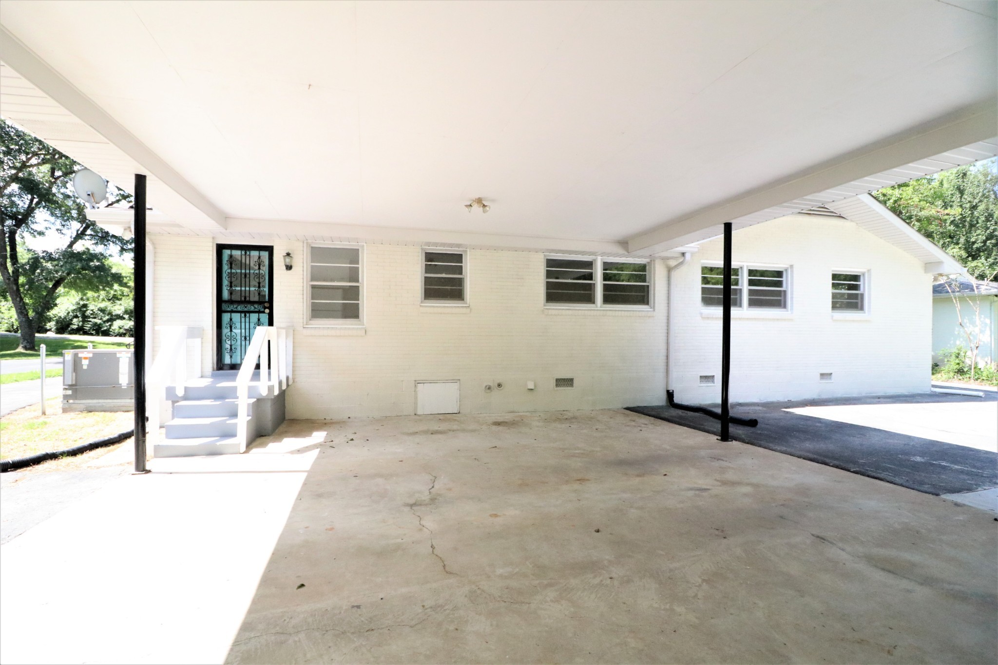 5007a Suter Dr Property Photo 4