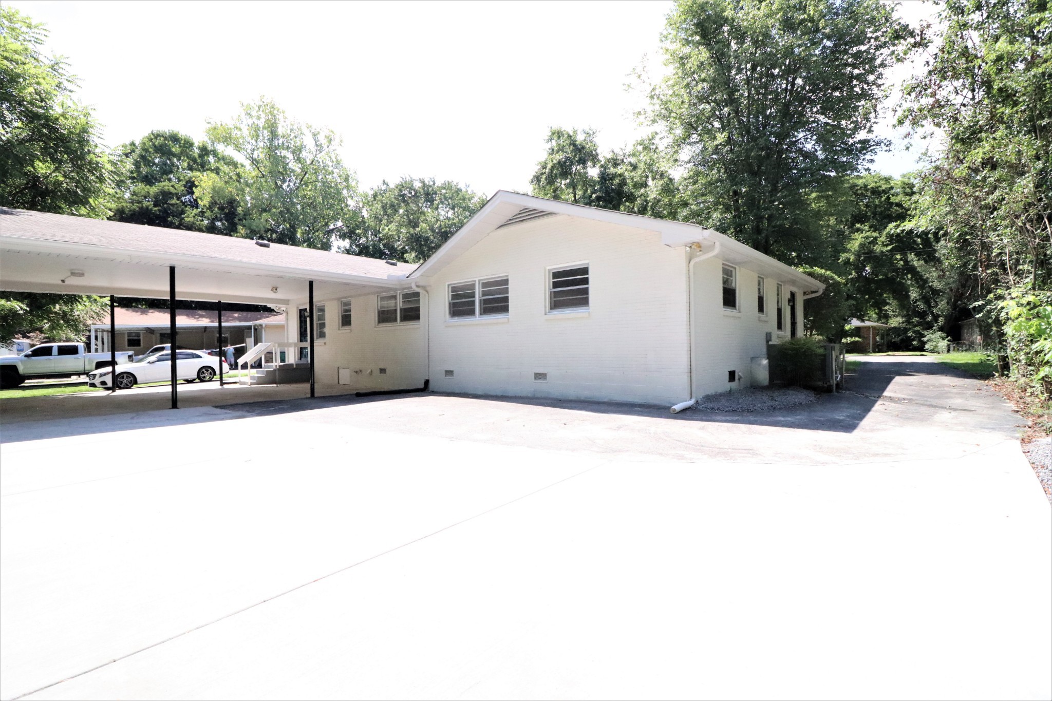 5007a Suter Dr Property Photo 6