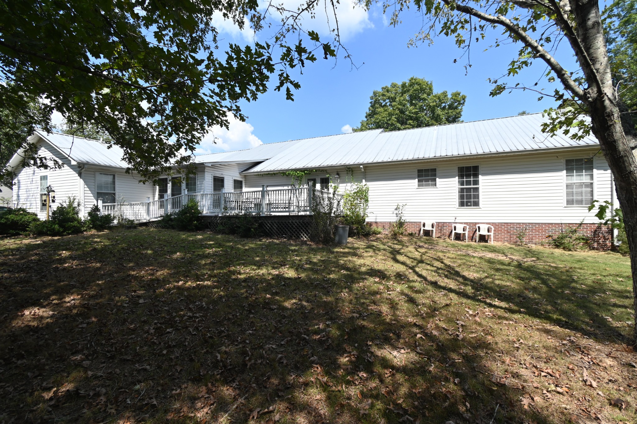 112 Phillips Dr Property Photo 3