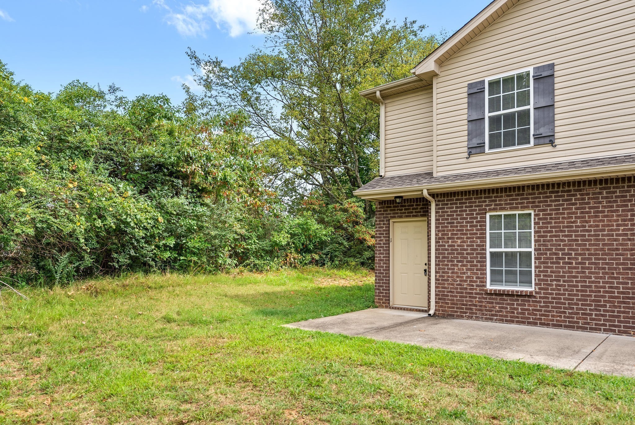 390 Mcgee Court Property Photo 2
