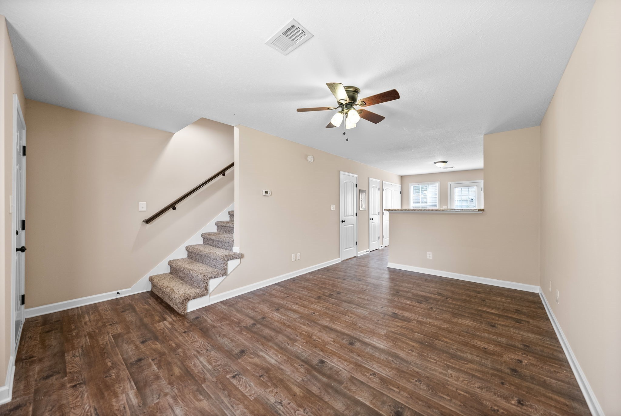 390 Mcgee Court Property Photo 5