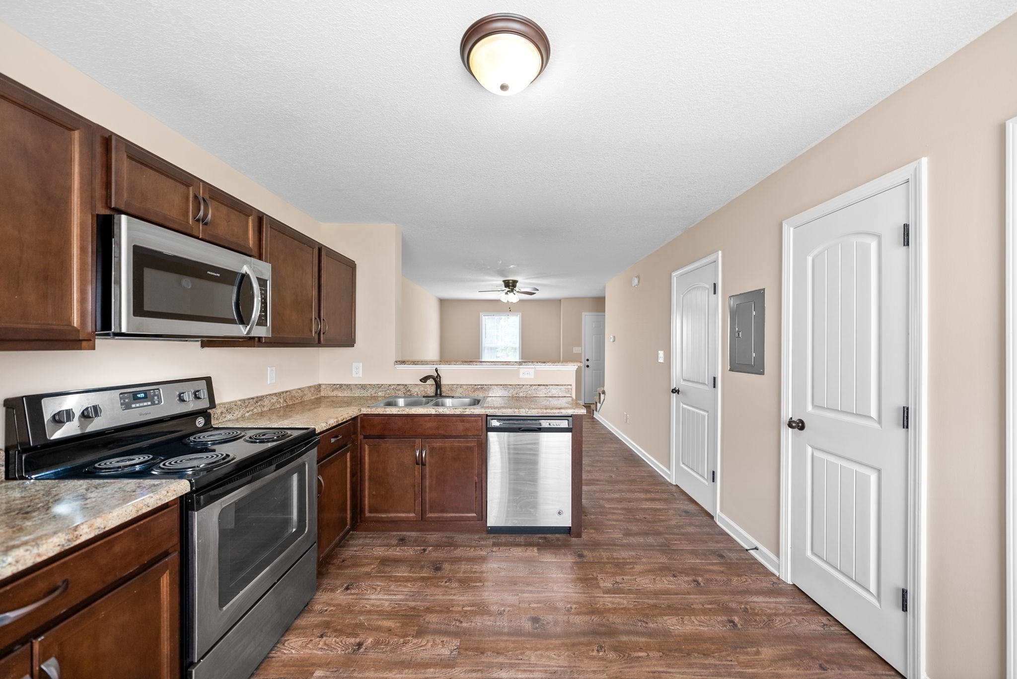 390 Mcgee Court Property Photo 10