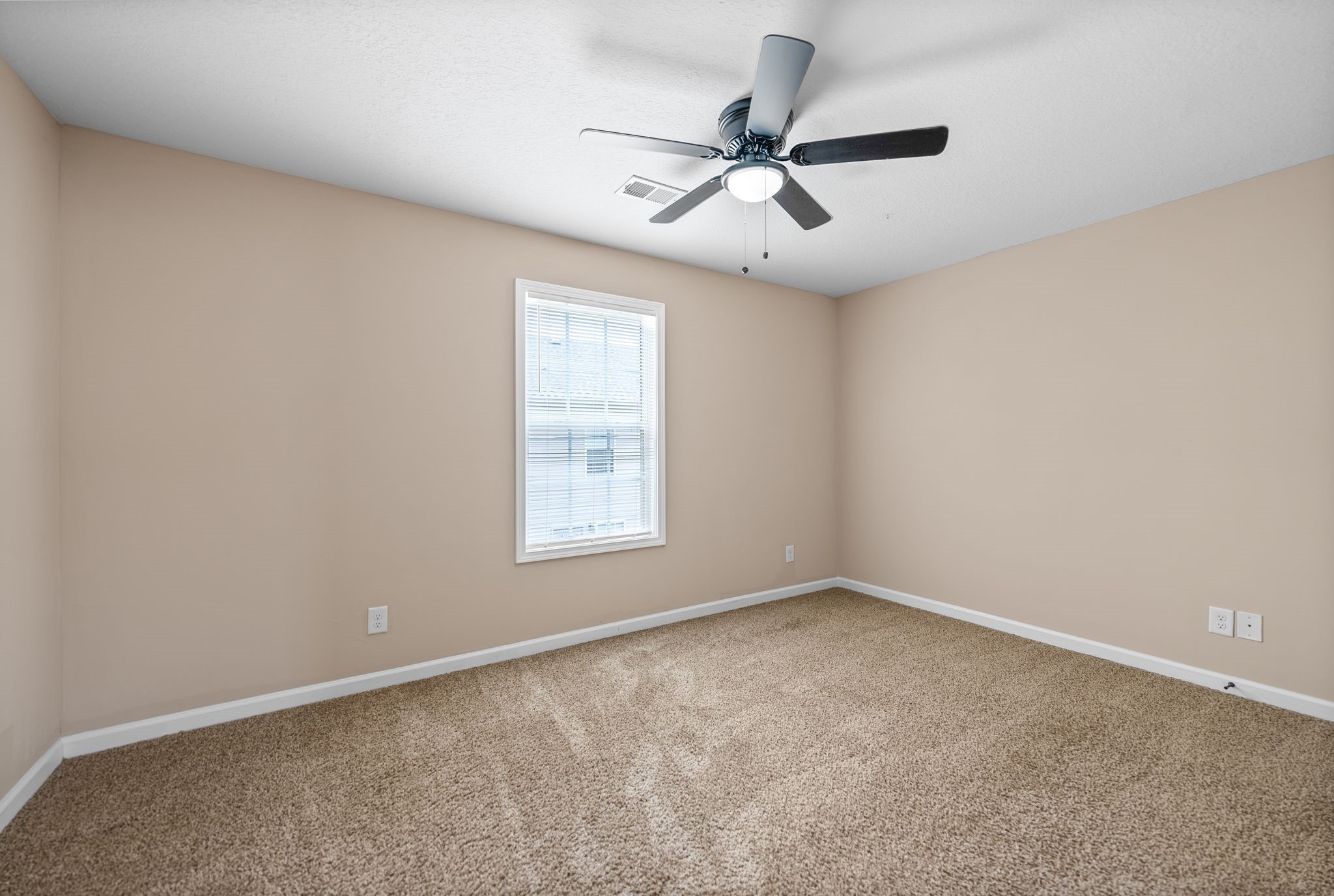 390 Mcgee Court Property Photo 14