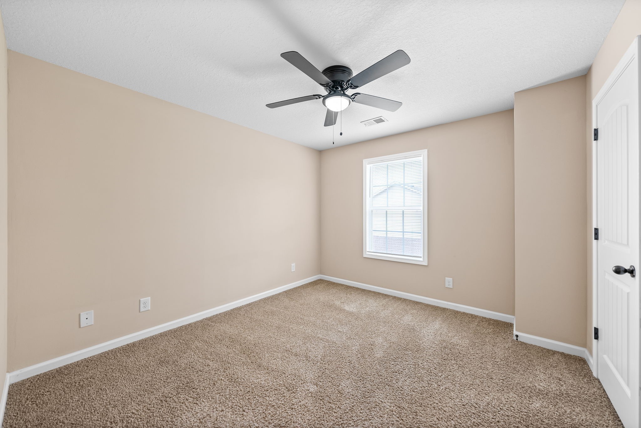 390 Mcgee Court Property Photo 17