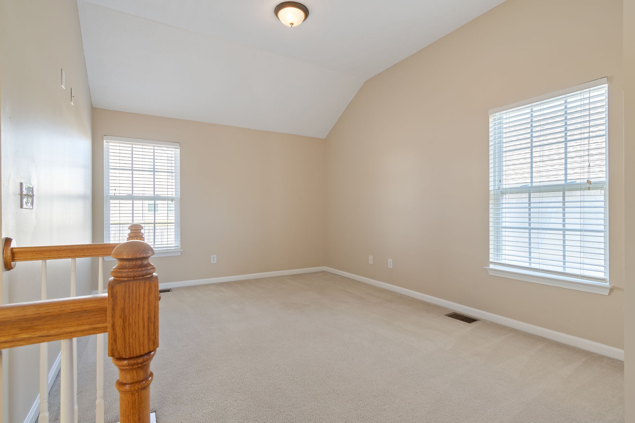 1430 Bern Dr Property Photo 7