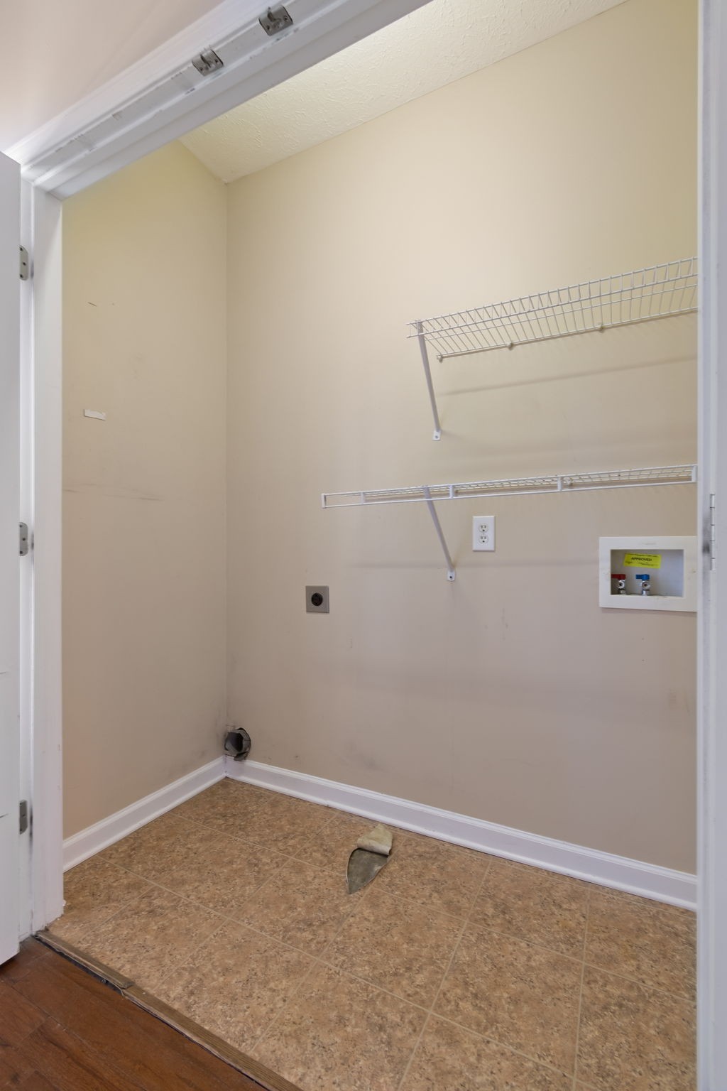 1430 Bern Dr Property Photo 13