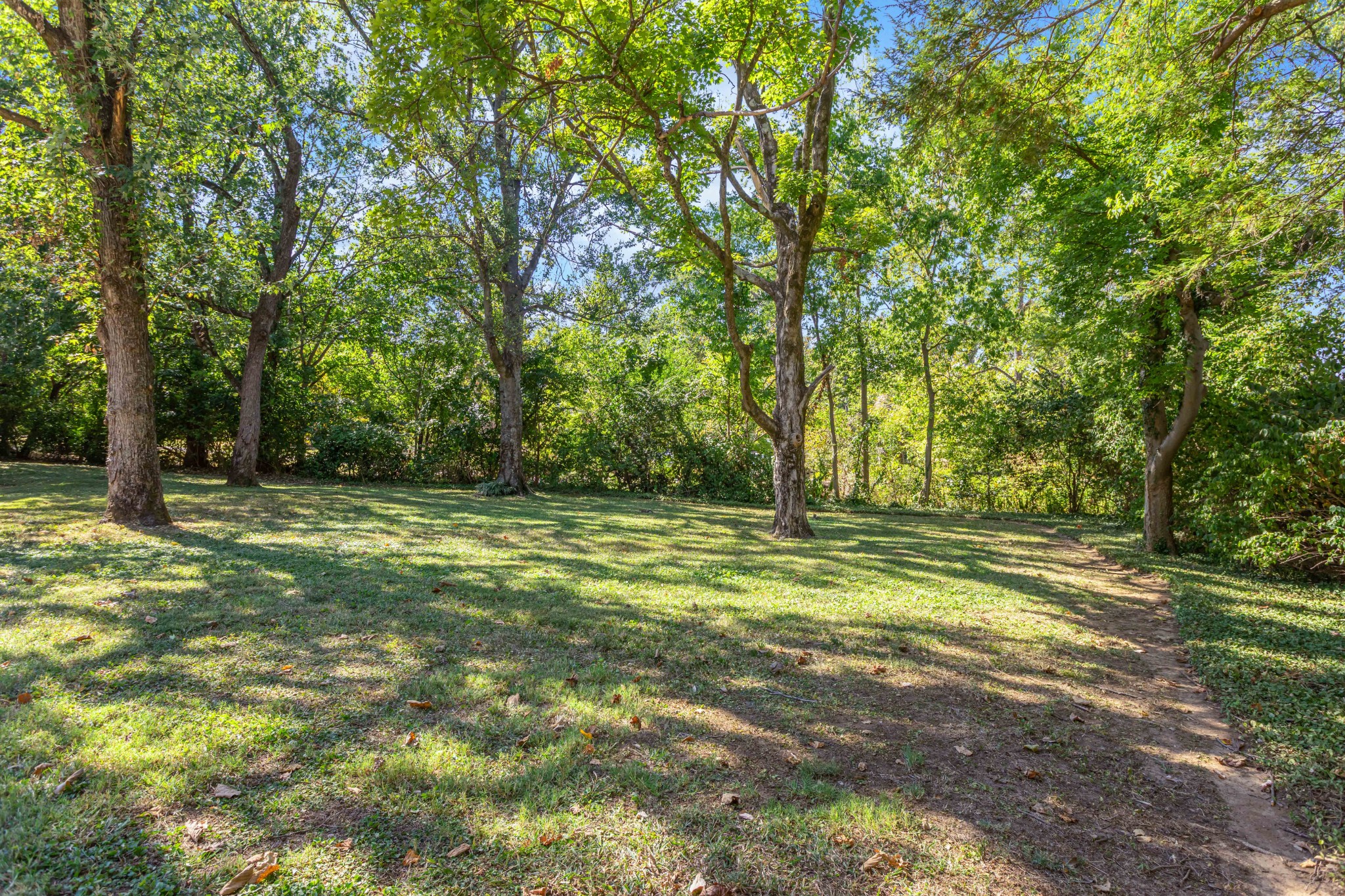2301 Oxford Rd Property Photo 39