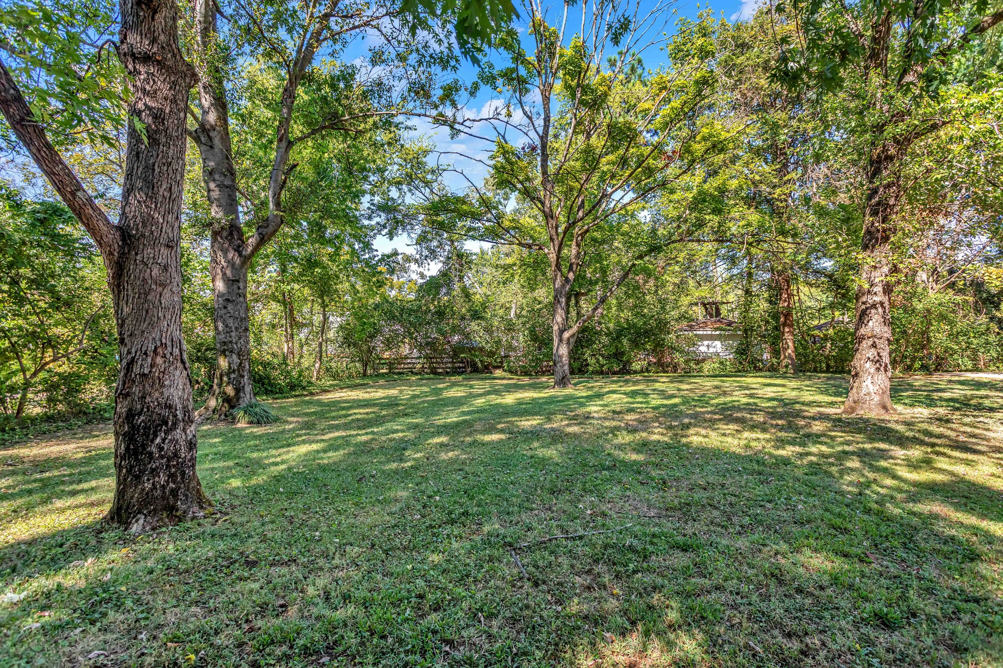 2301 Oxford Rd Property Photo 40