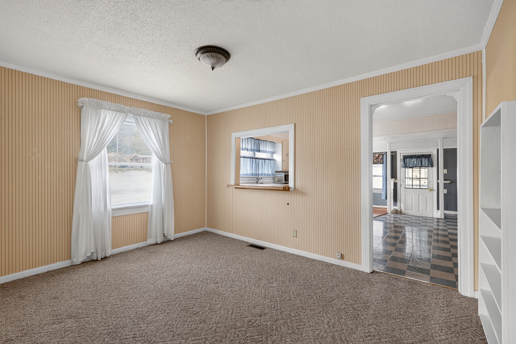 1801 Scribner Ave Property Photo 10
