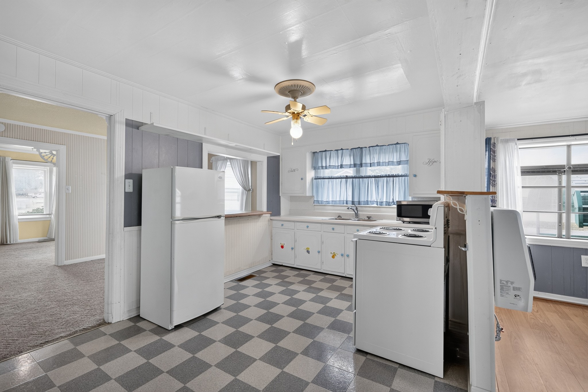 1801 Scribner Ave Property Photo 23
