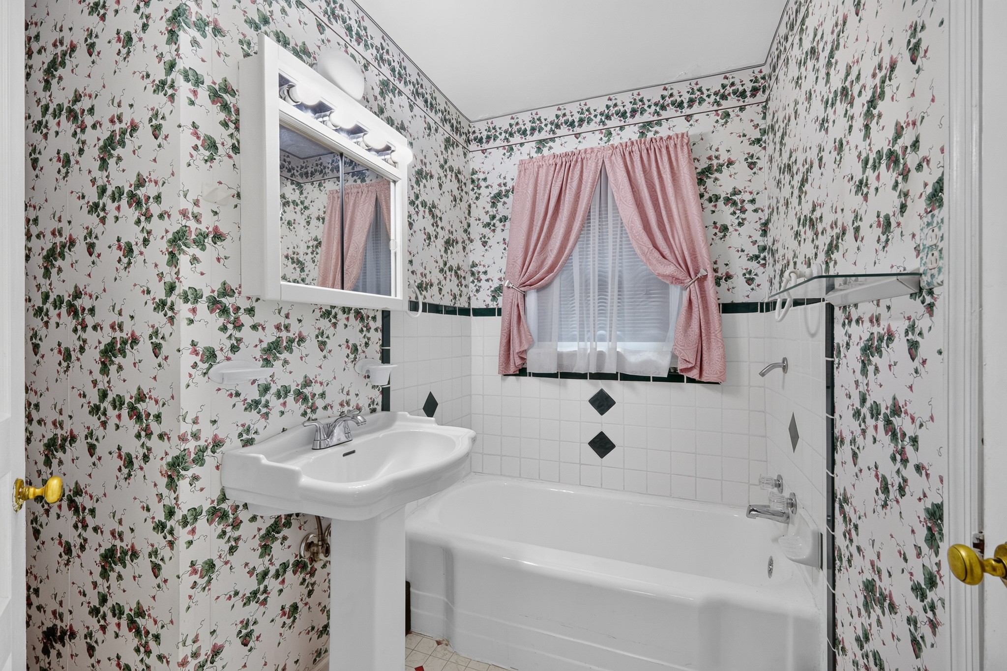 1801 Scribner Ave Property Photo 26