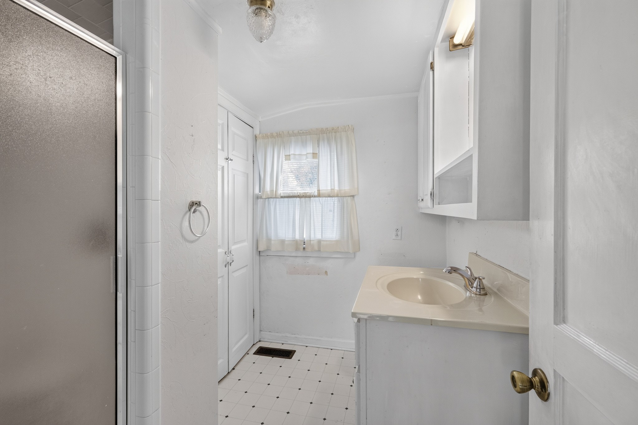 1801 Scribner Ave Property Photo 32