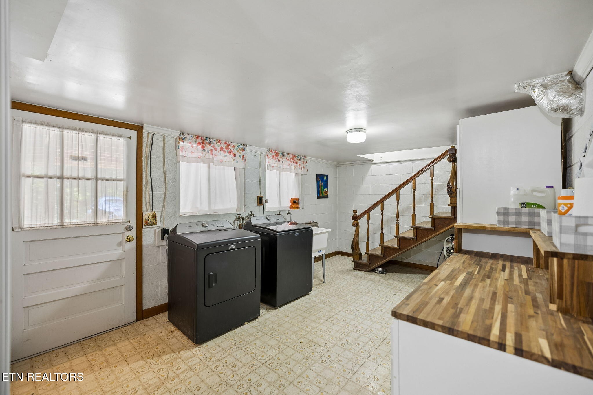1813 Oak Grove Rd Property Photo 20