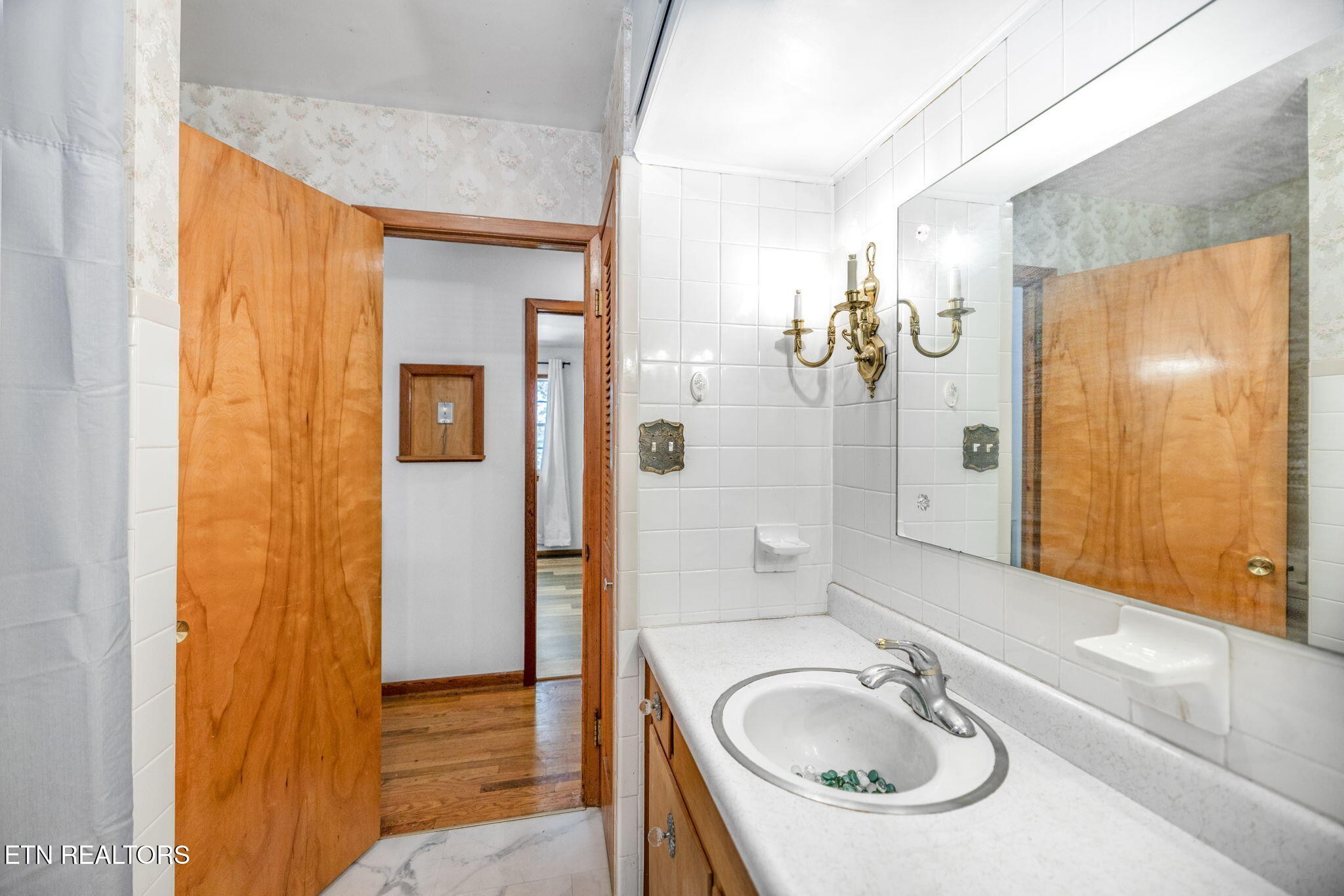 1813 Oak Grove Rd Property Photo 26