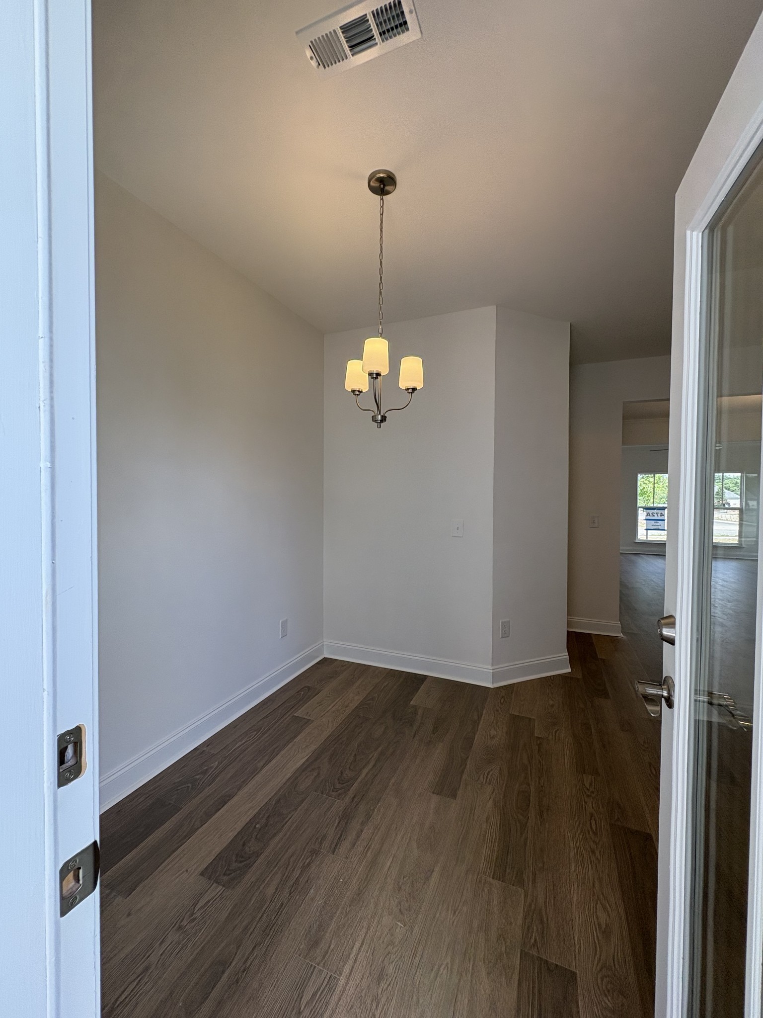 411 Penfold Alley Property Photo 9