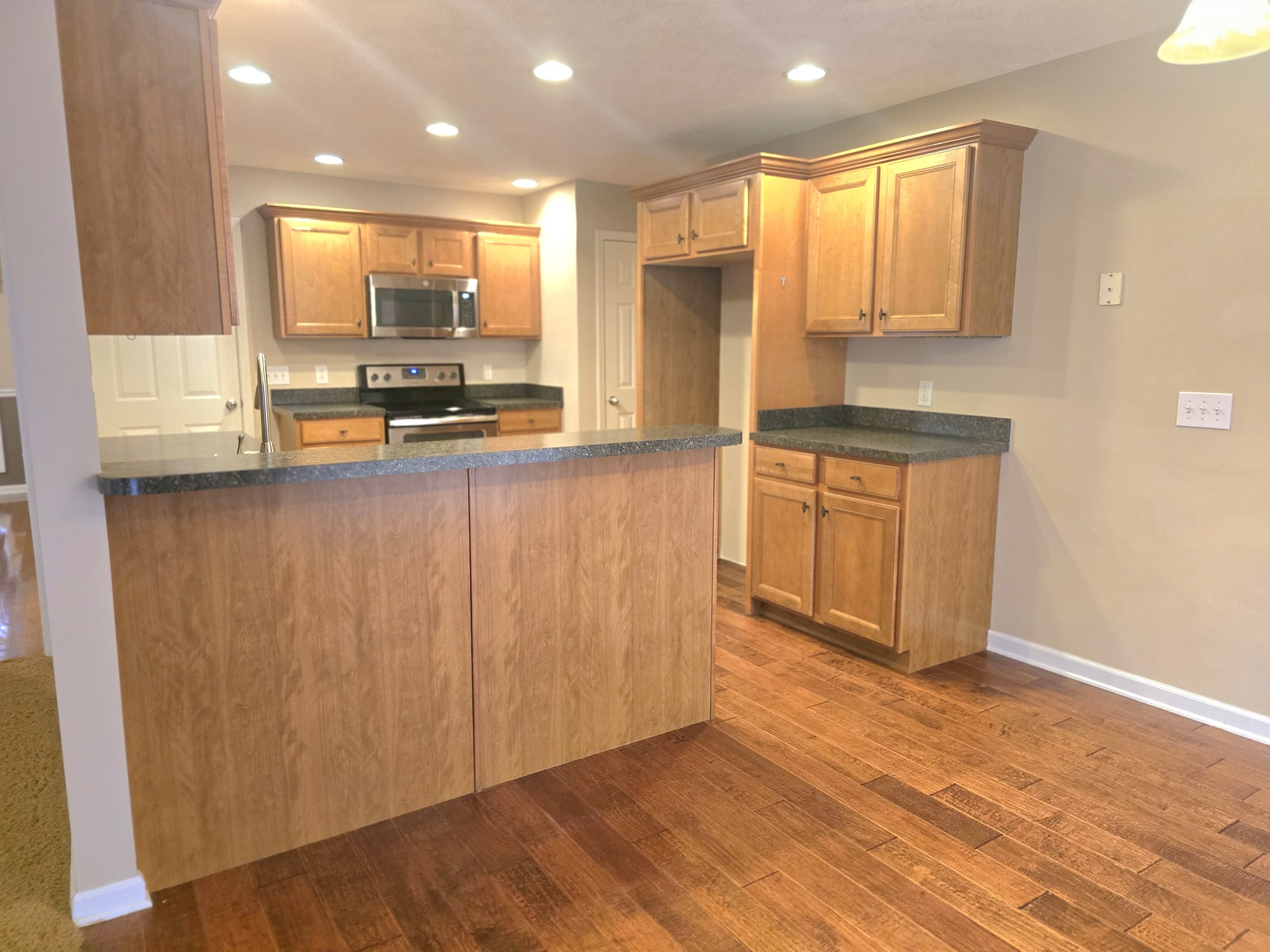 4413 Taylor Hall Ln Property Photo 16