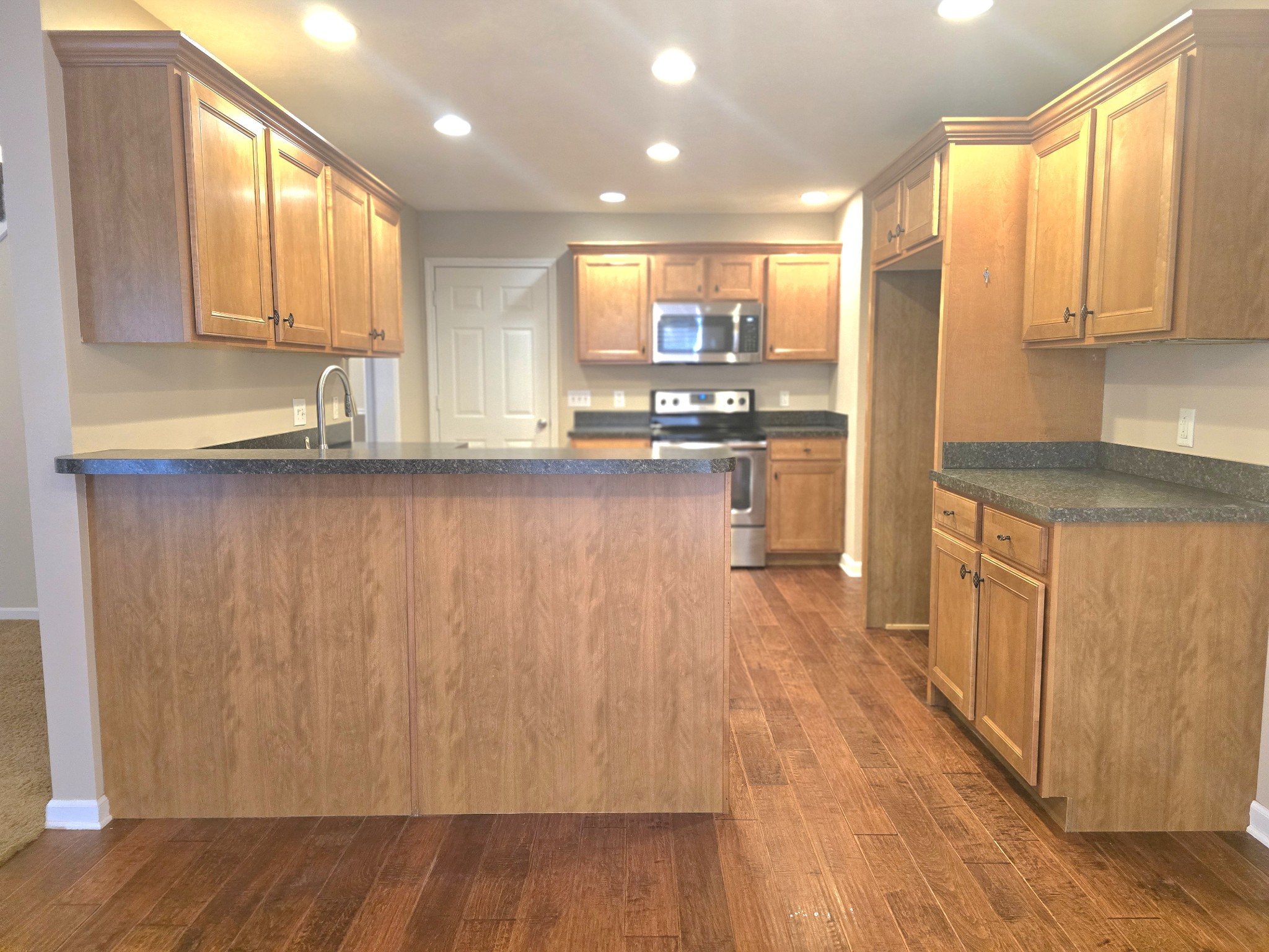 4413 Taylor Hall Ln Property Photo 17