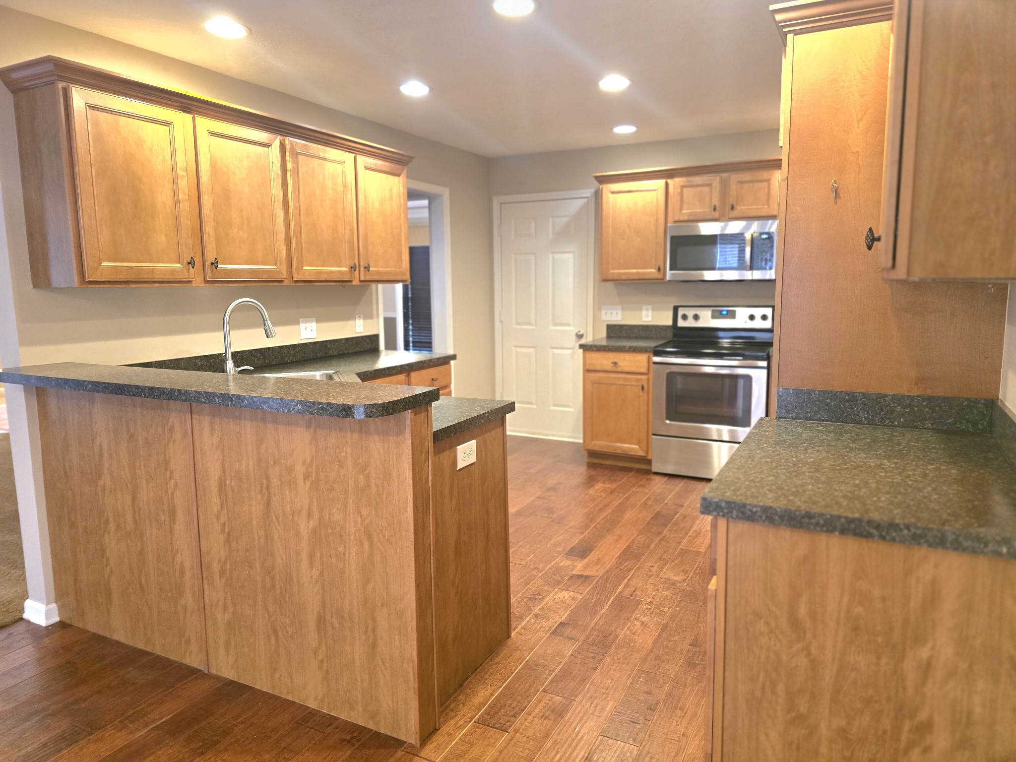 4413 Taylor Hall Ln Property Photo 18