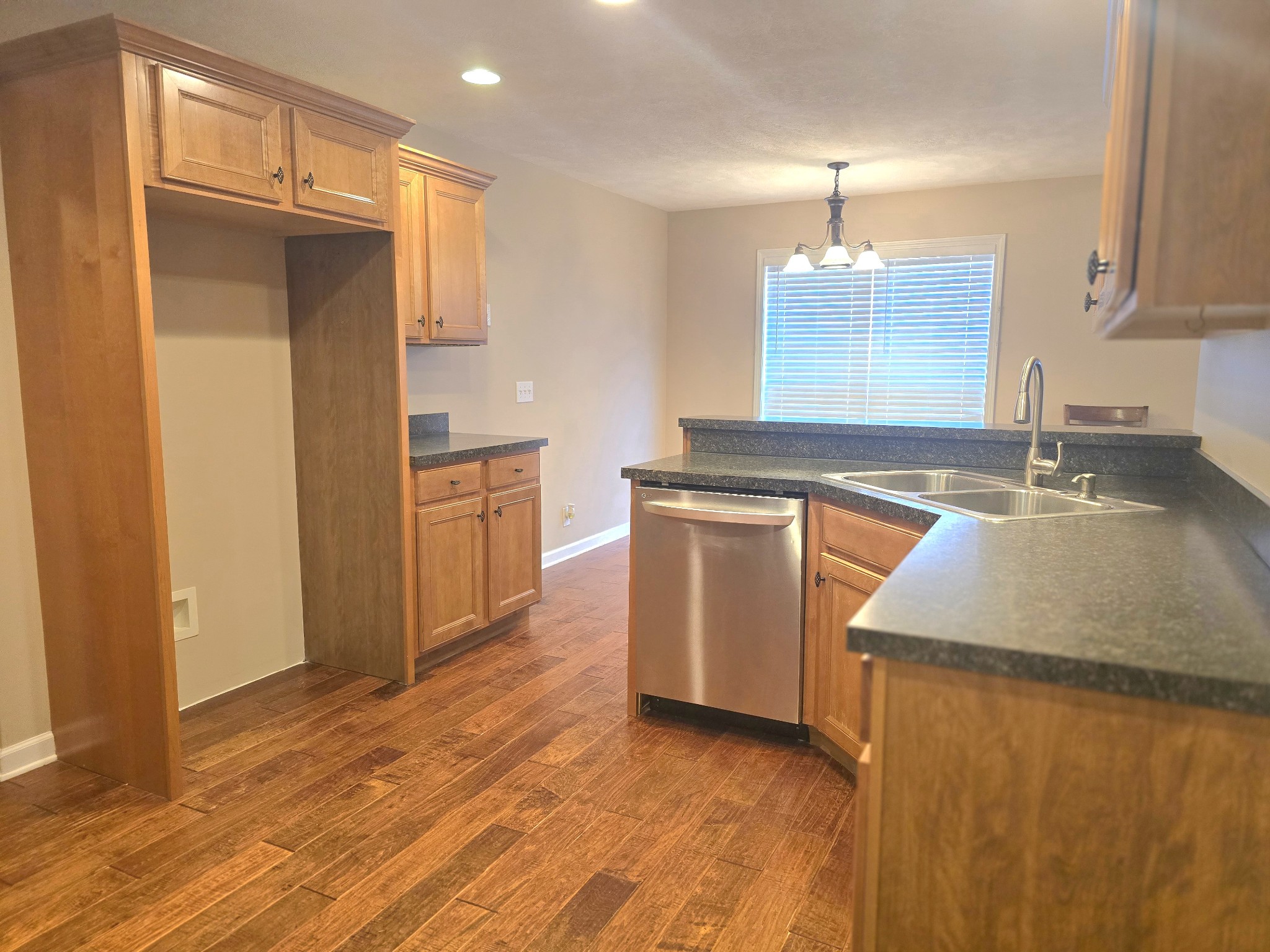 4413 Taylor Hall Ln Property Photo 20