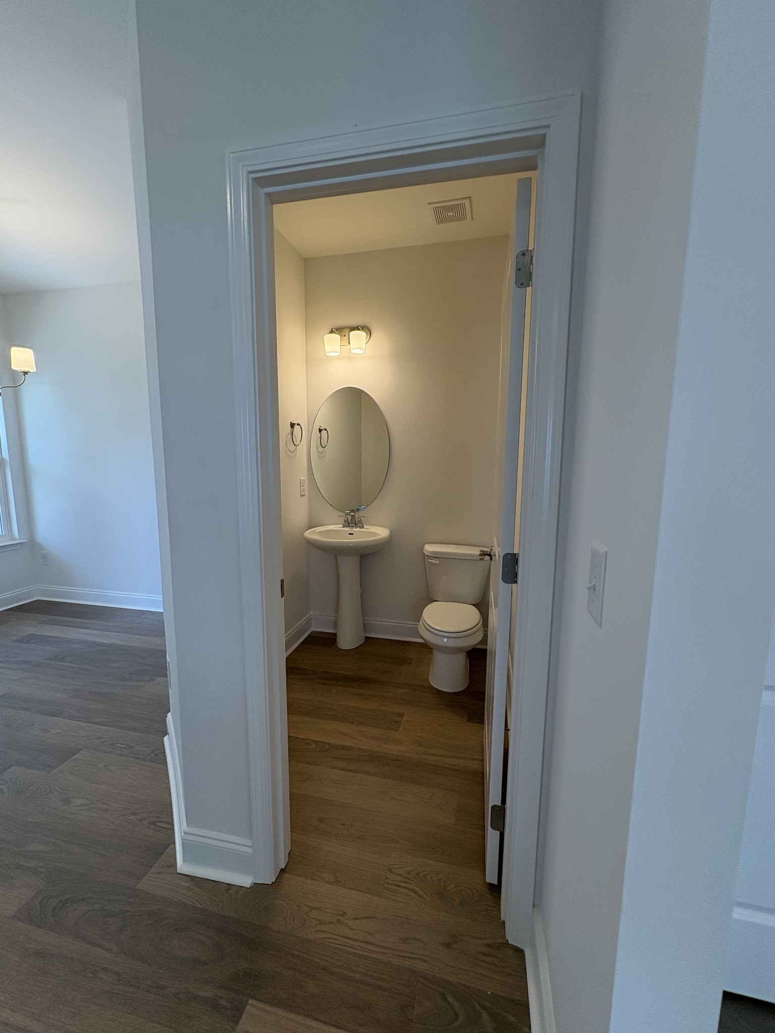 417 Penfold Alley Property Photo 11
