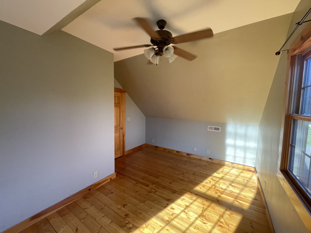 619 Westview Dr Property Photo 29