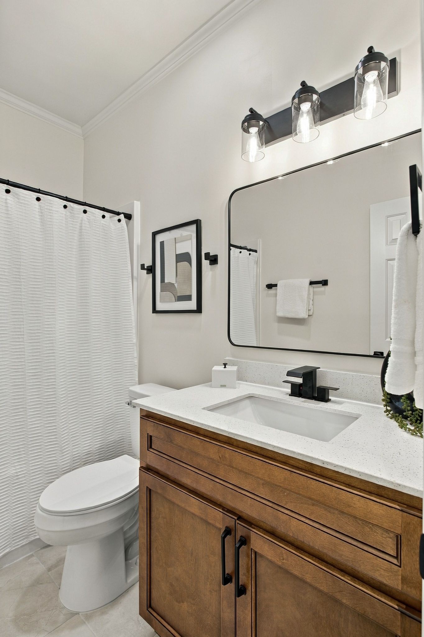 2041 Union Pl Property Photo 17