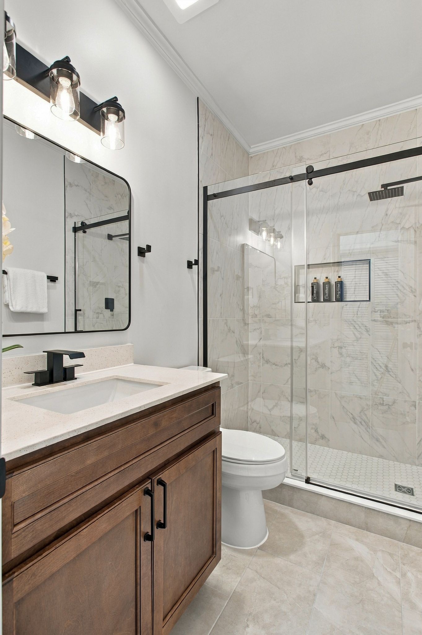2041 Union Pl Property Photo 27
