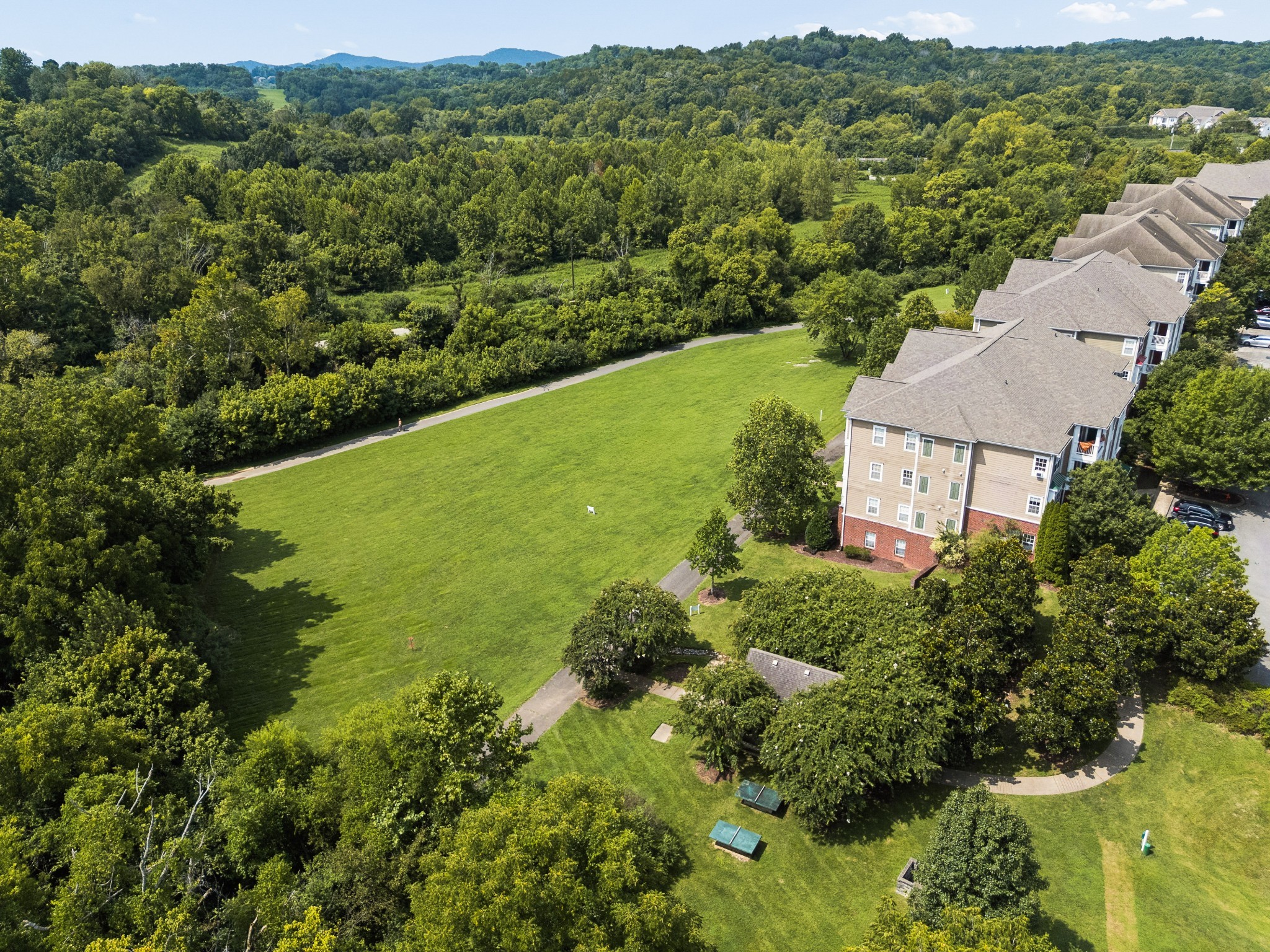 8231 Lenox Creekside Dr Property Photo 3