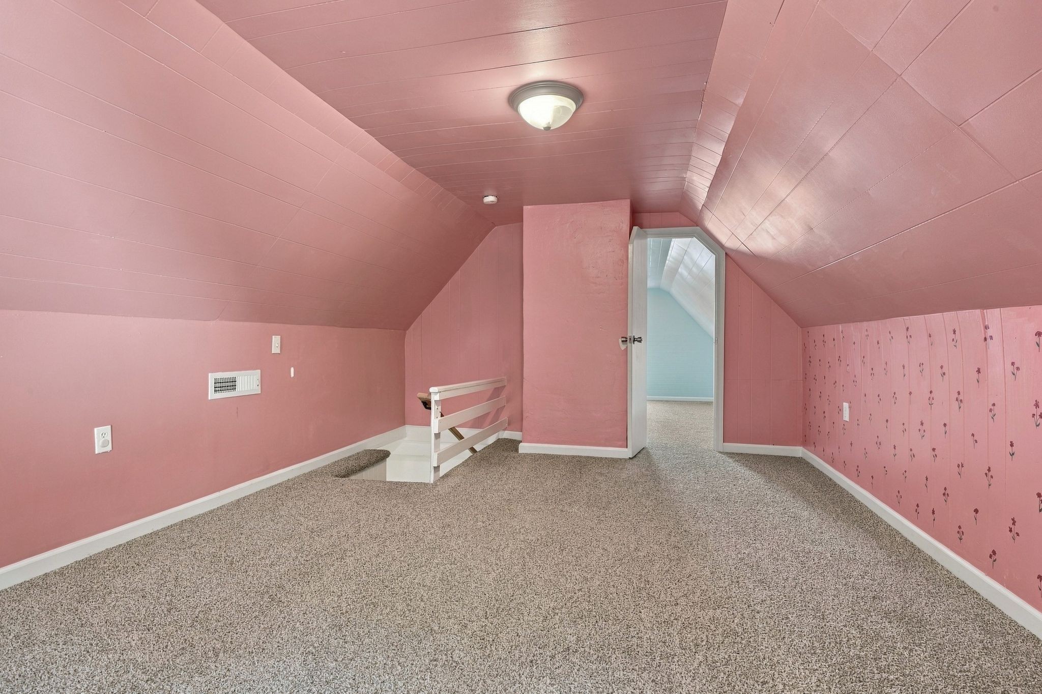 525 Water St Property Photo 25