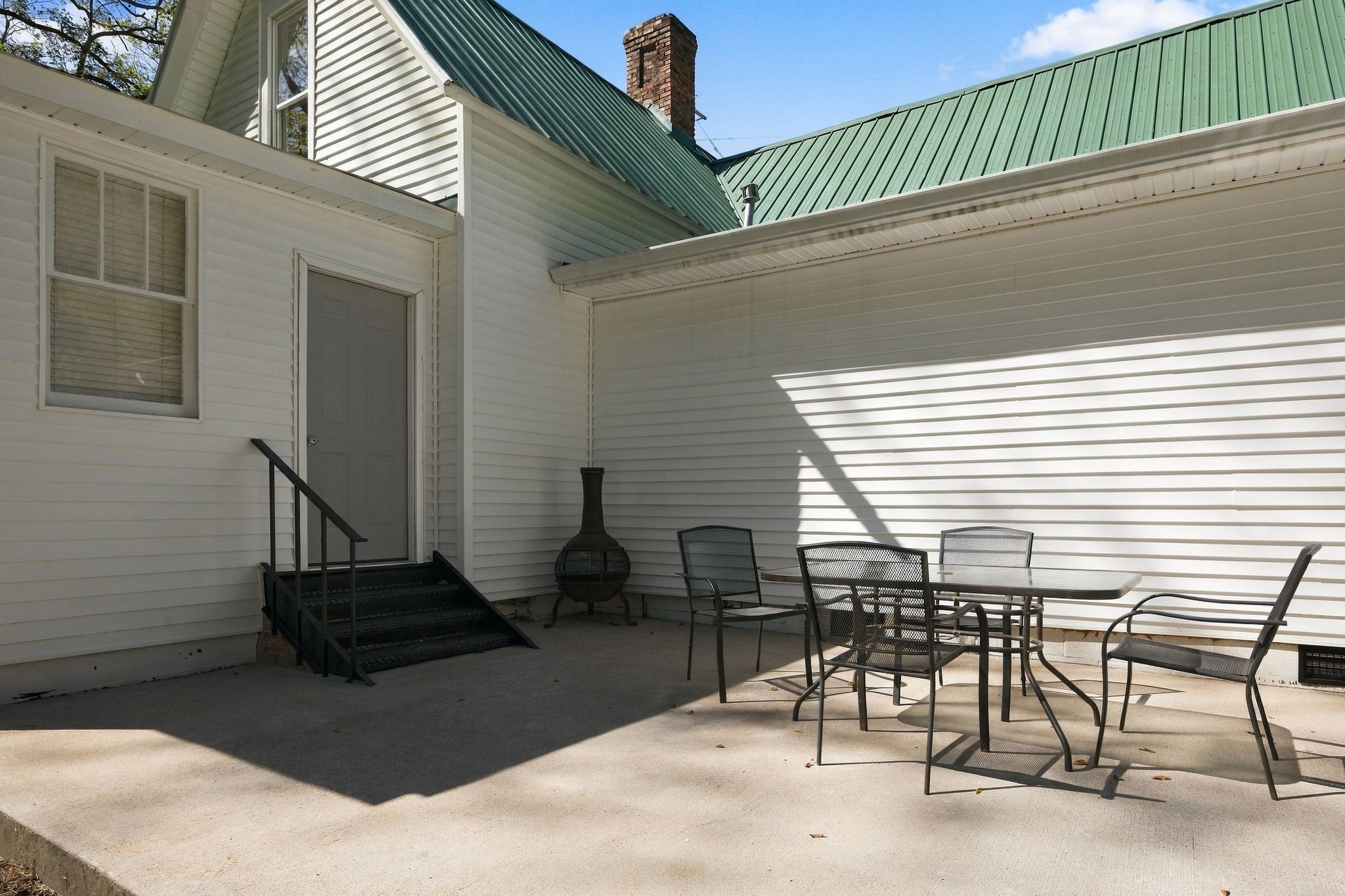 525 Water St Property Photo 27