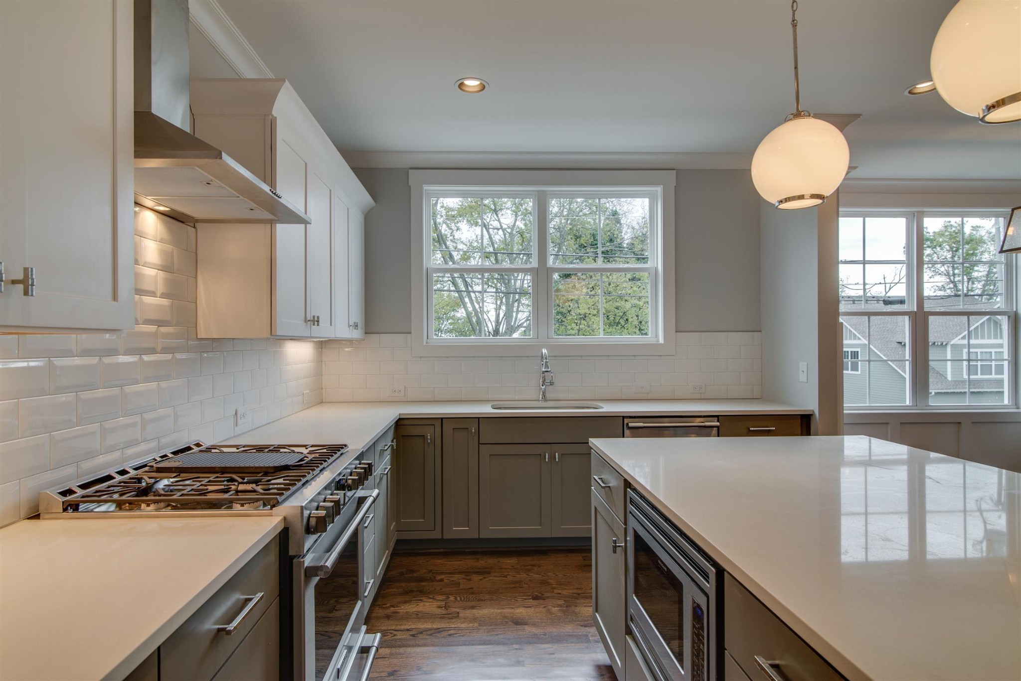 1711 10th Avenue, S Property Photo 8