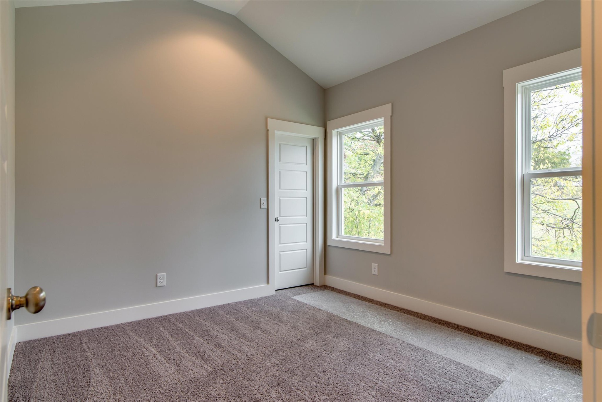 1711 10th Avenue, S Property Photo 19