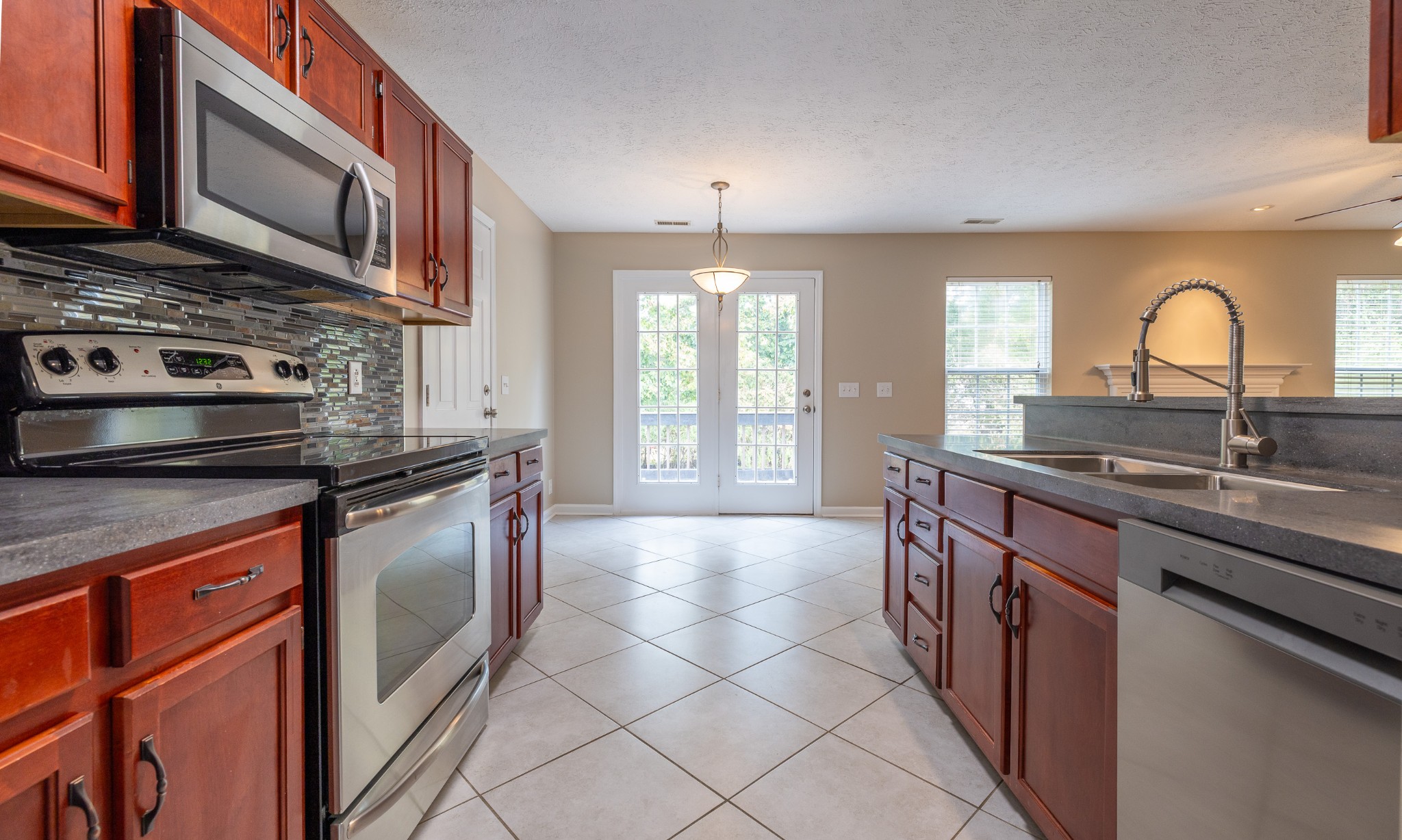 4040 Hallborough Way Property Photo 14