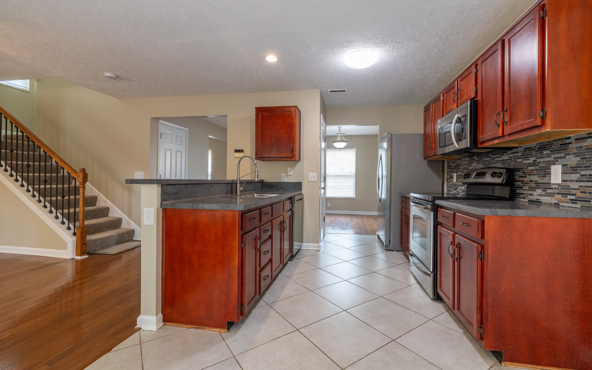 4040 Hallborough Way Property Photo 15