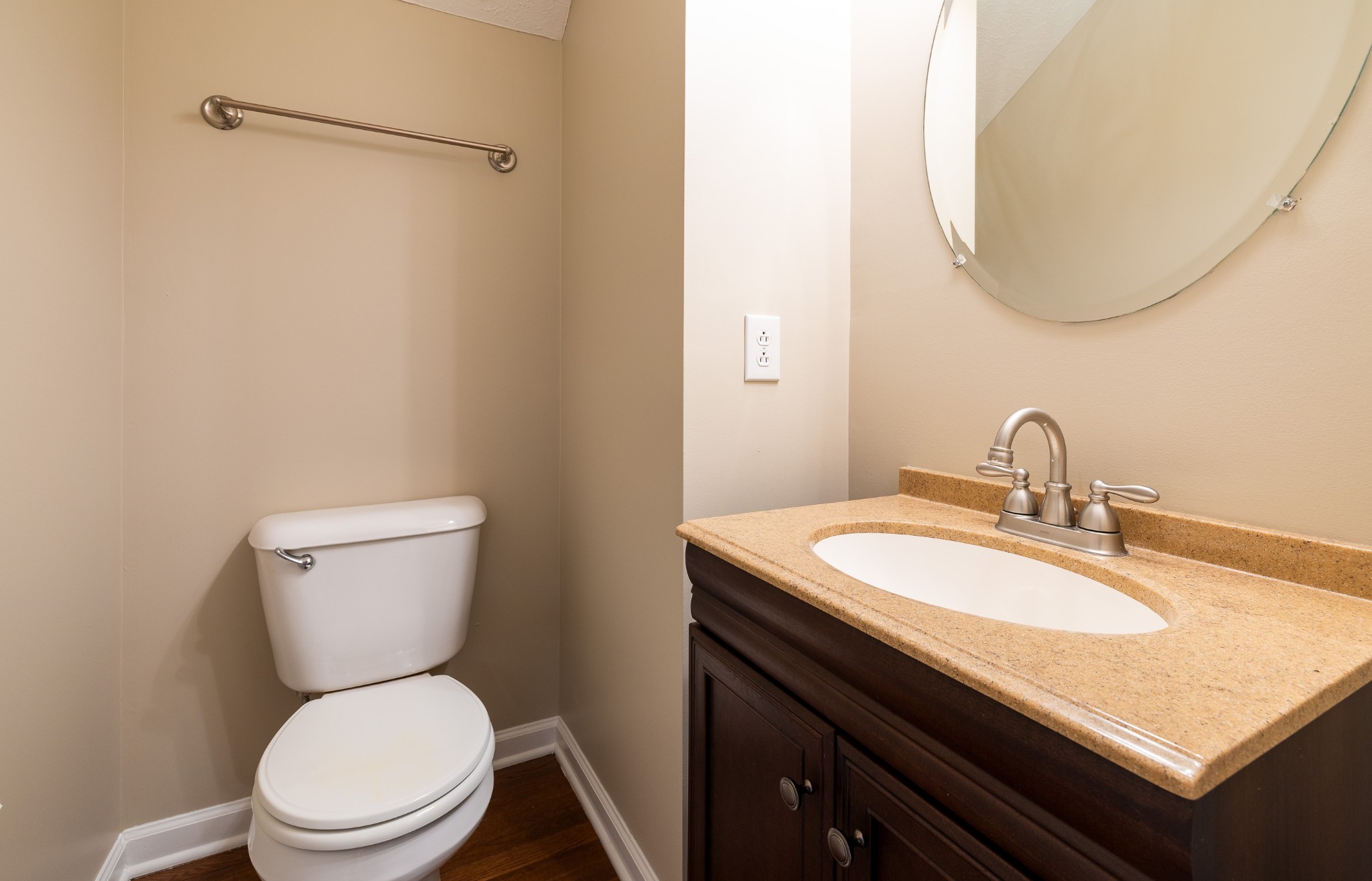 4040 Hallborough Way Property Photo 18