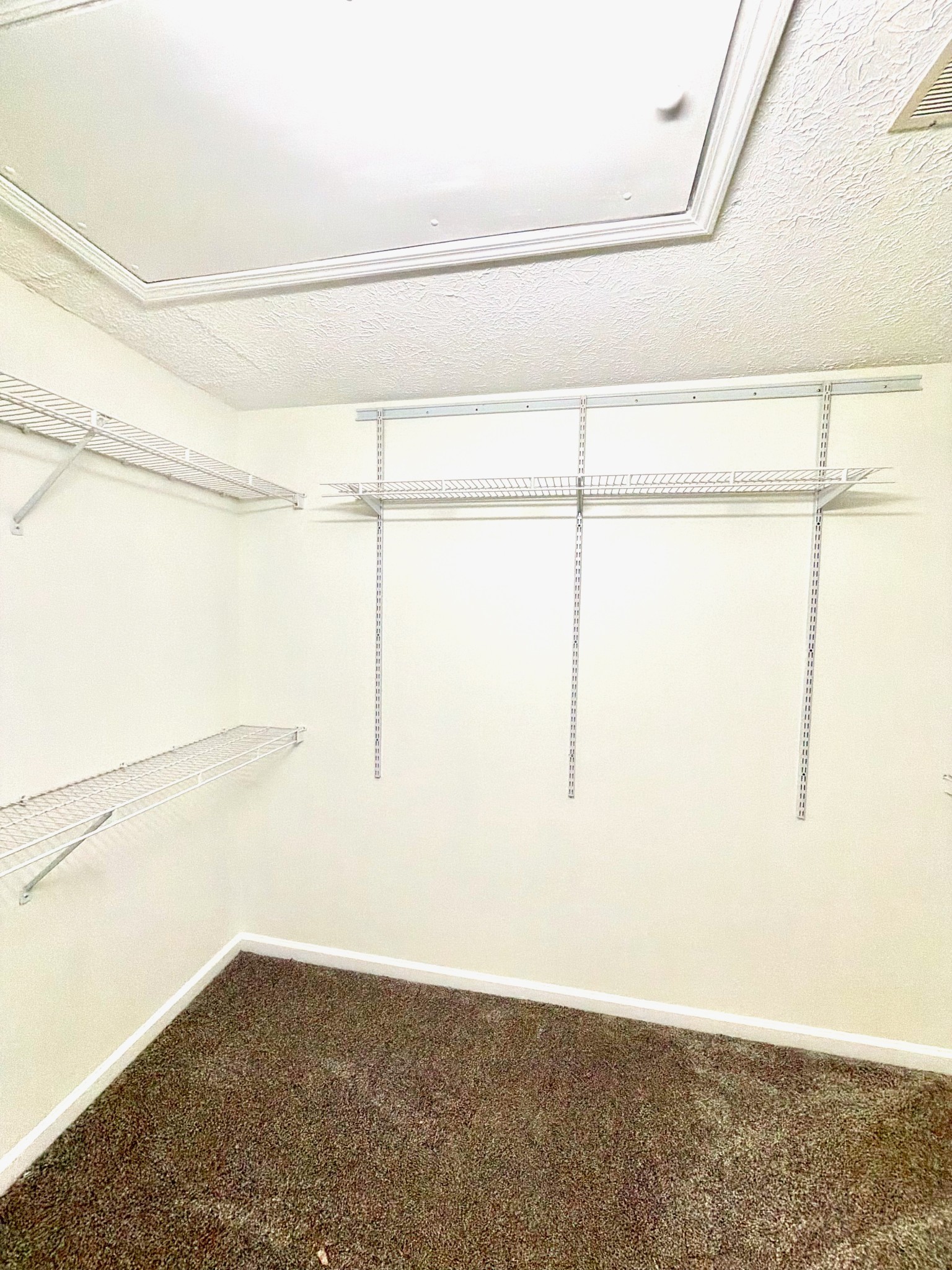 4040 Hallborough Way Property Photo 26