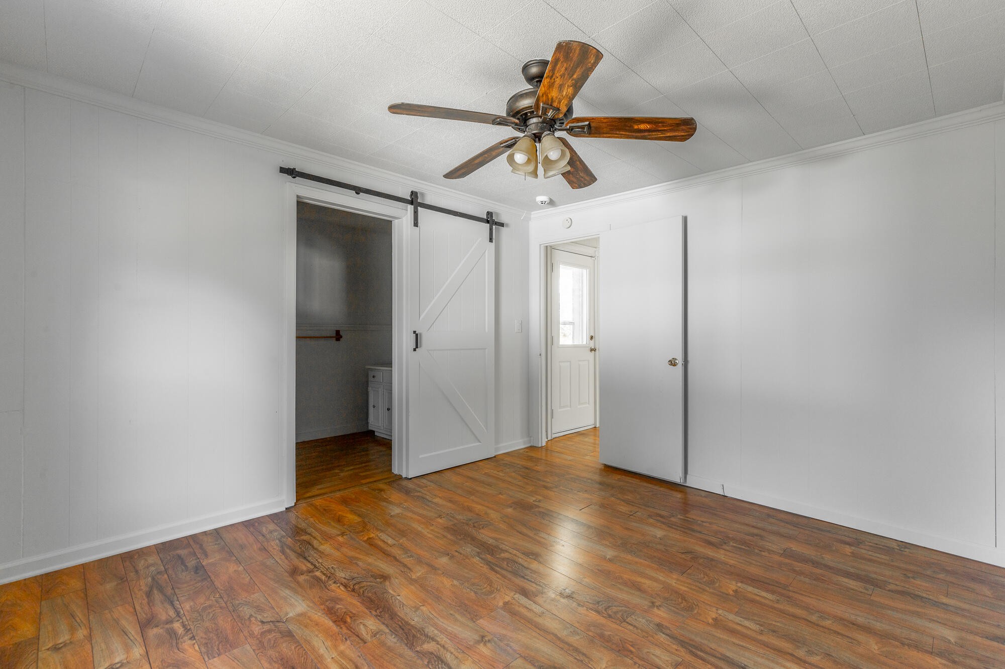 406 Chambers Street Property Photo 18