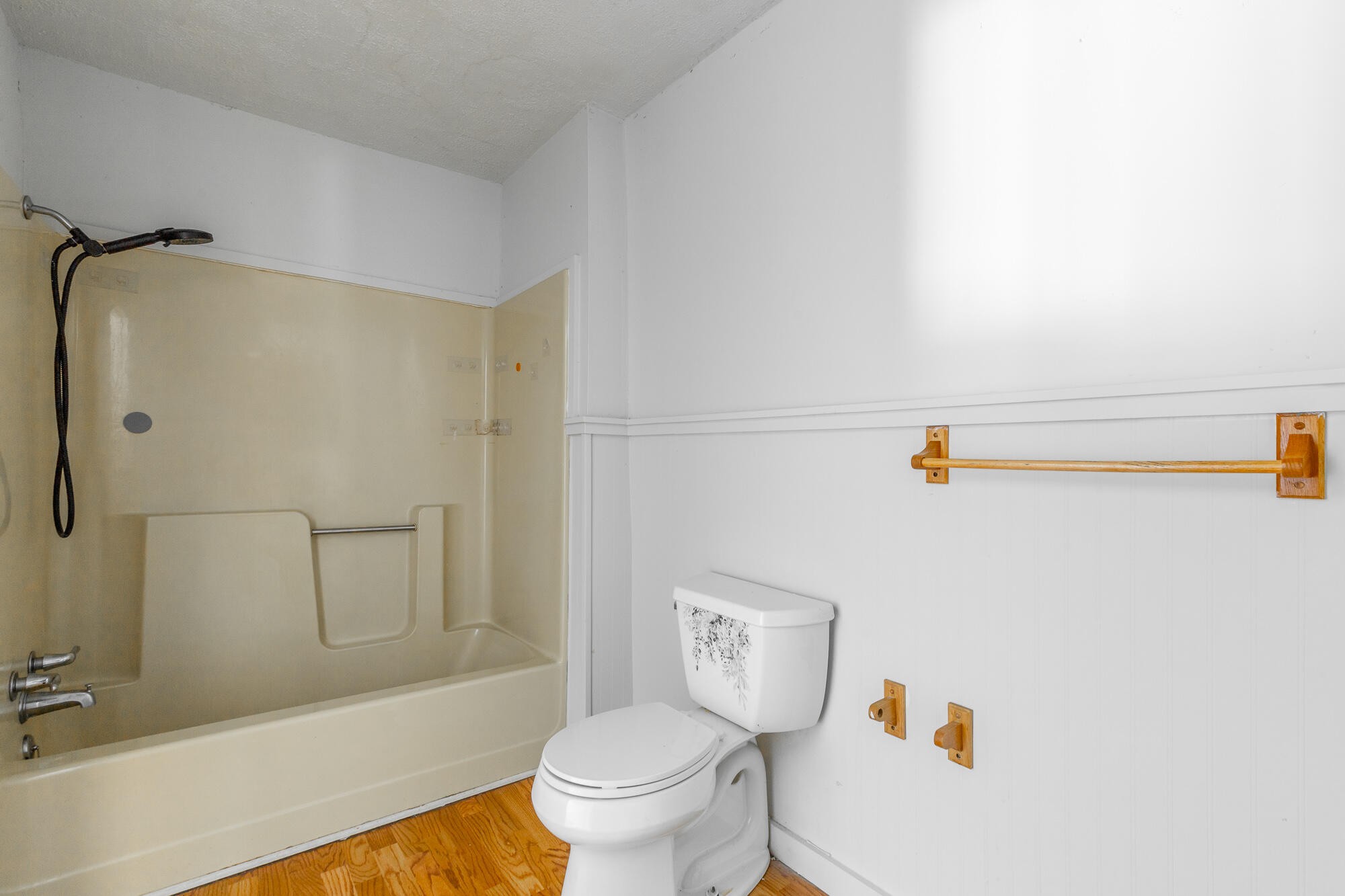 406 Chambers Street Property Photo 23