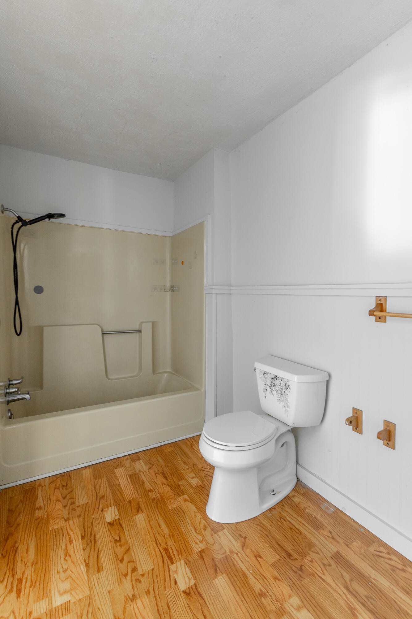 406 Chambers Street Property Photo 24